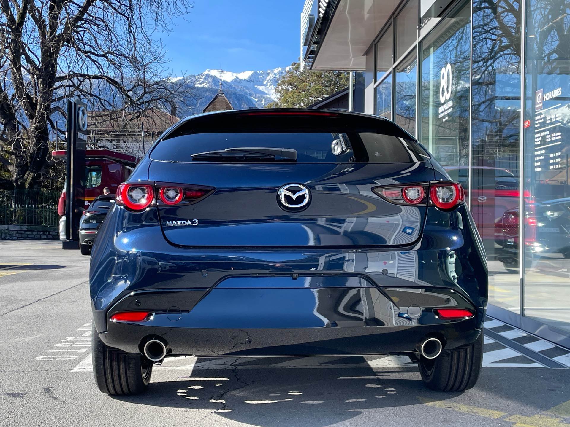 MAZDA 3 Hatchback SKYACTIV-X M Hybrid 186 Homura Automat-image-4