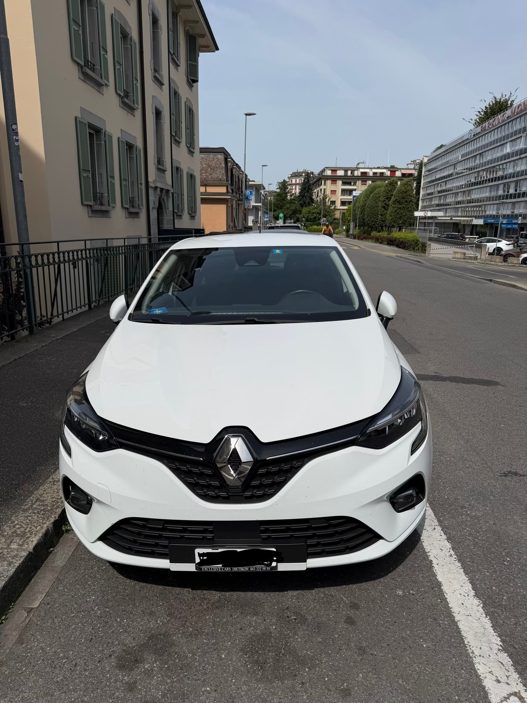 RENAULT 1.0 TCe 100 Business-image-0