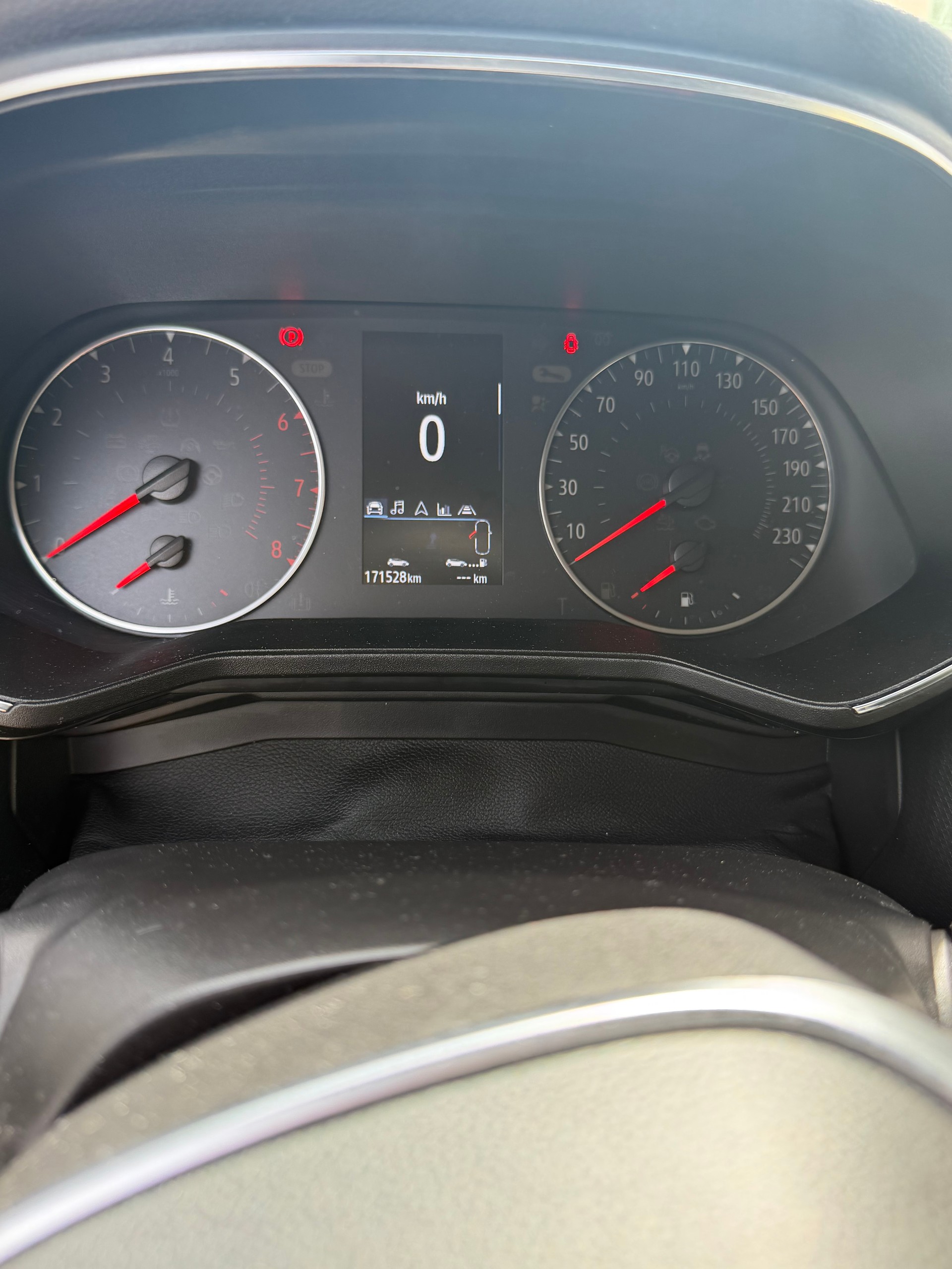RENAULT 1.0 TCe 100 Business-image-4