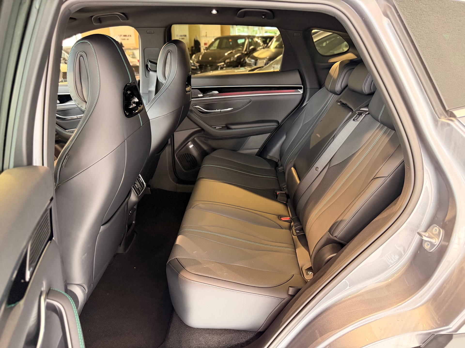 BYD Seal U DM-i Design AWD-image-17