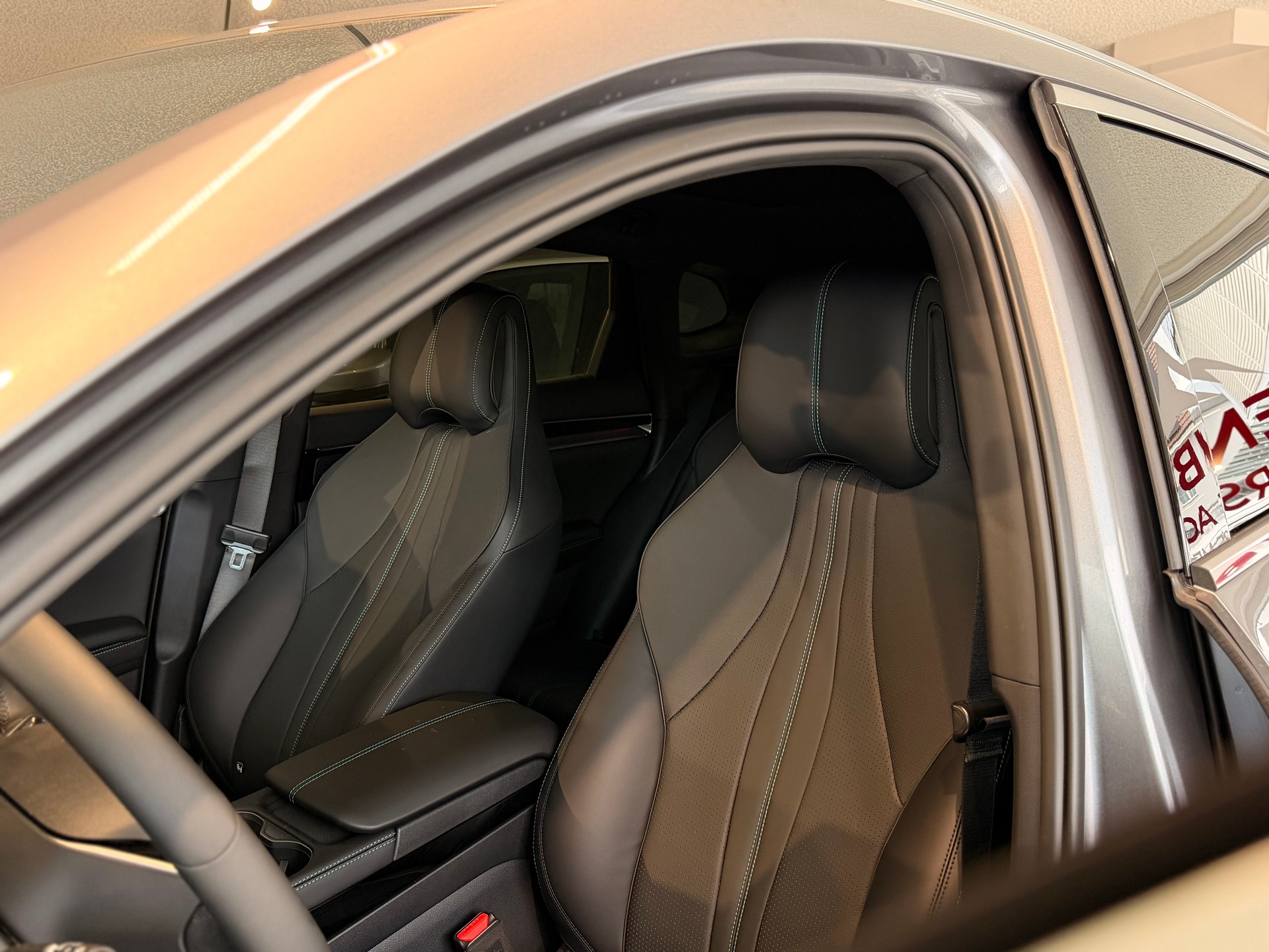 BYD Seal U DM-i Design AWD-image-12