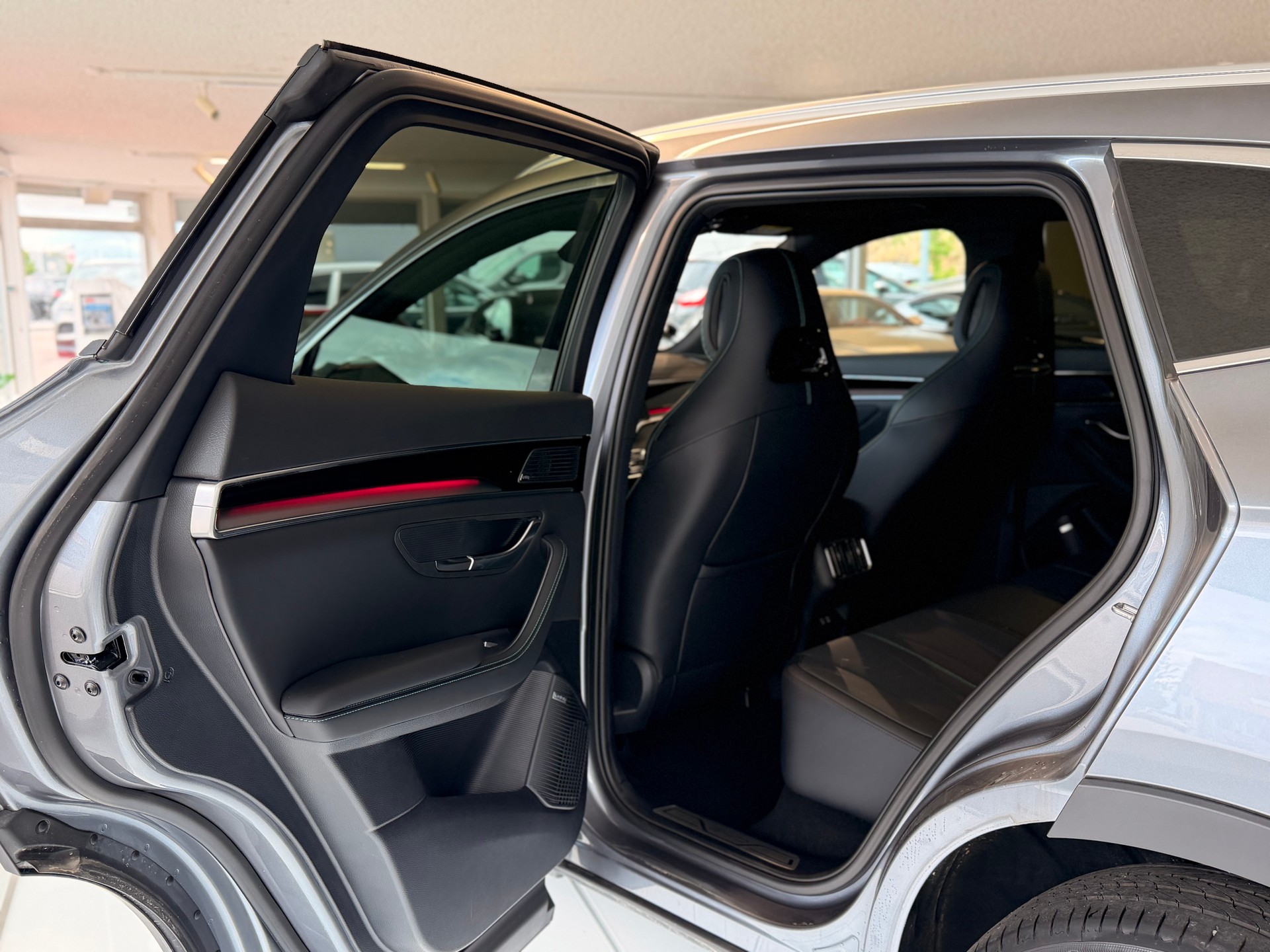 BYD Seal U DM-i Design AWD-image-15