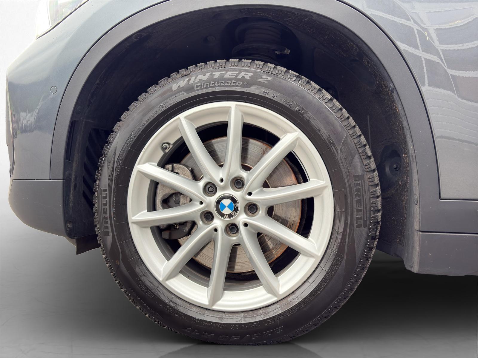 BMW X1 20i xDrive-image-8