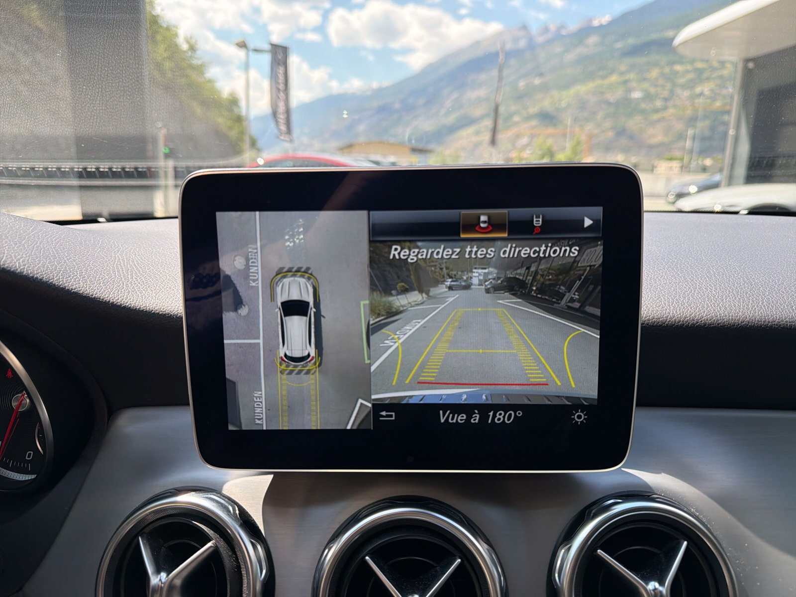 MERCEDES-BENZ GLA 250 AMG Line 4Matic-image-24