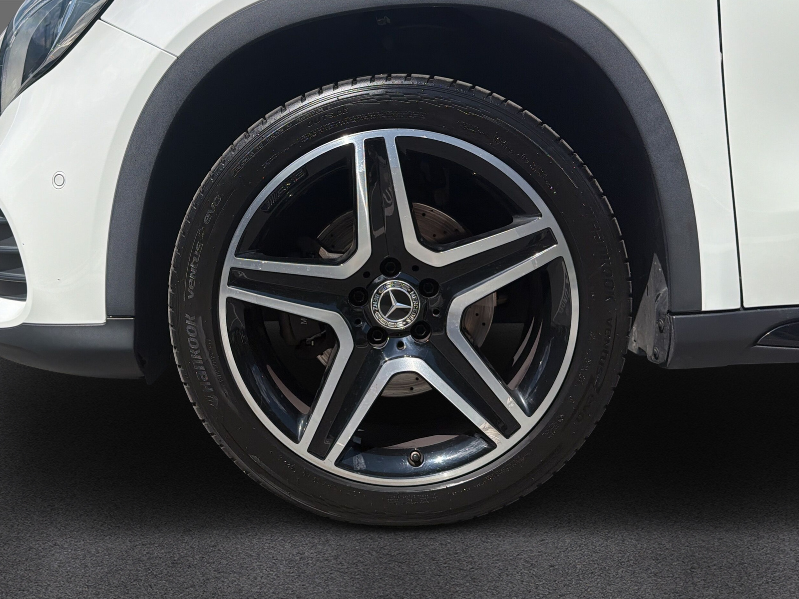 MERCEDES-BENZ GLA 250 AMG Line 4Matic-image-20