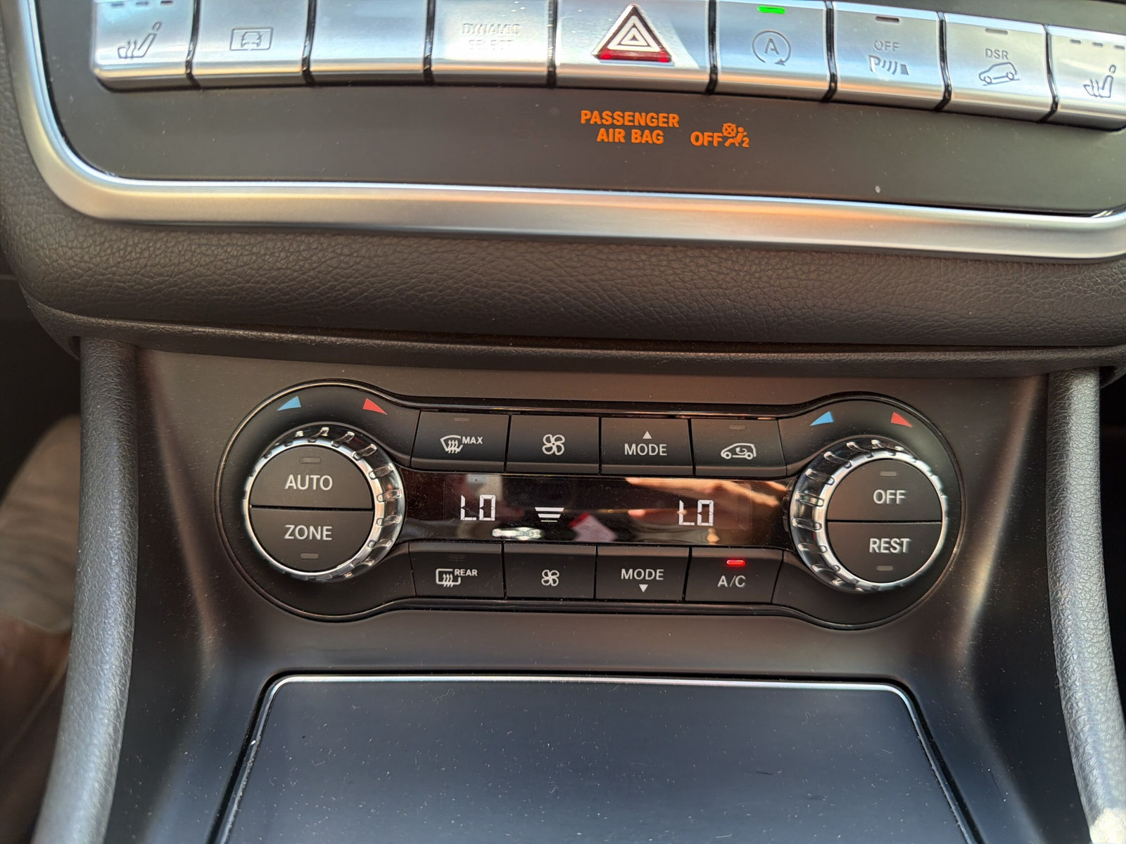 MERCEDES-BENZ GLA 250 AMG Line 4Matic-image-27