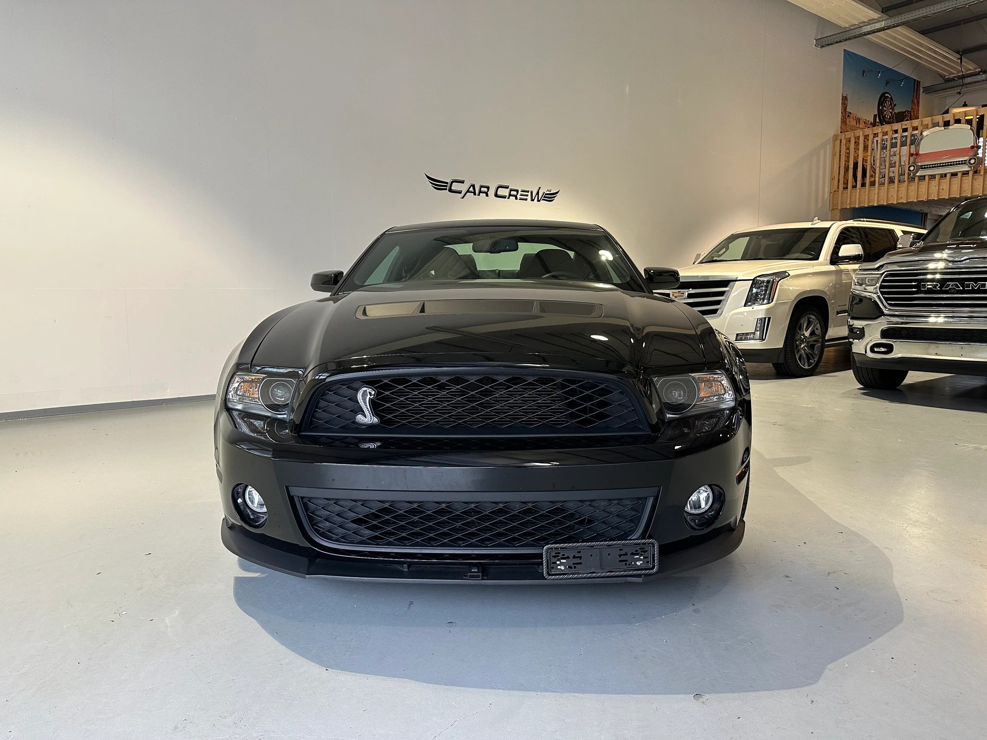 FORD Mustang Shelby GT500-image-2