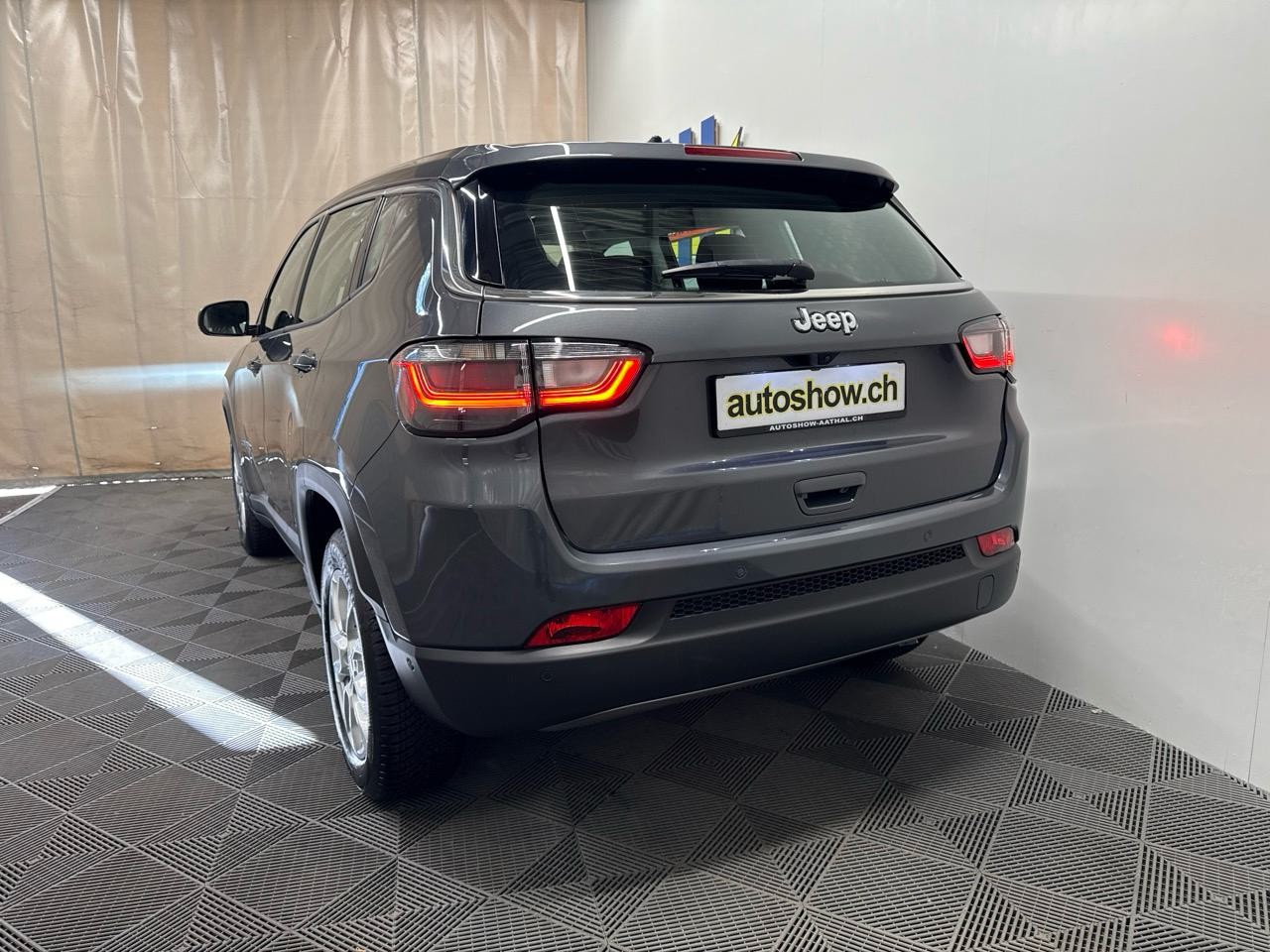 JEEP Compass 4x2 1.5 T MHEV Altitude-image-13