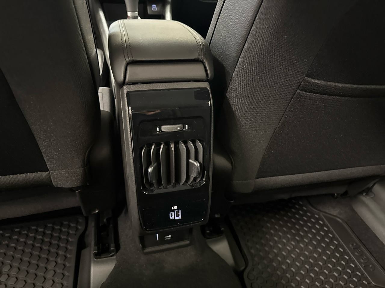JEEP Compass 4x2 1.5 T MHEV Altitude-image-10