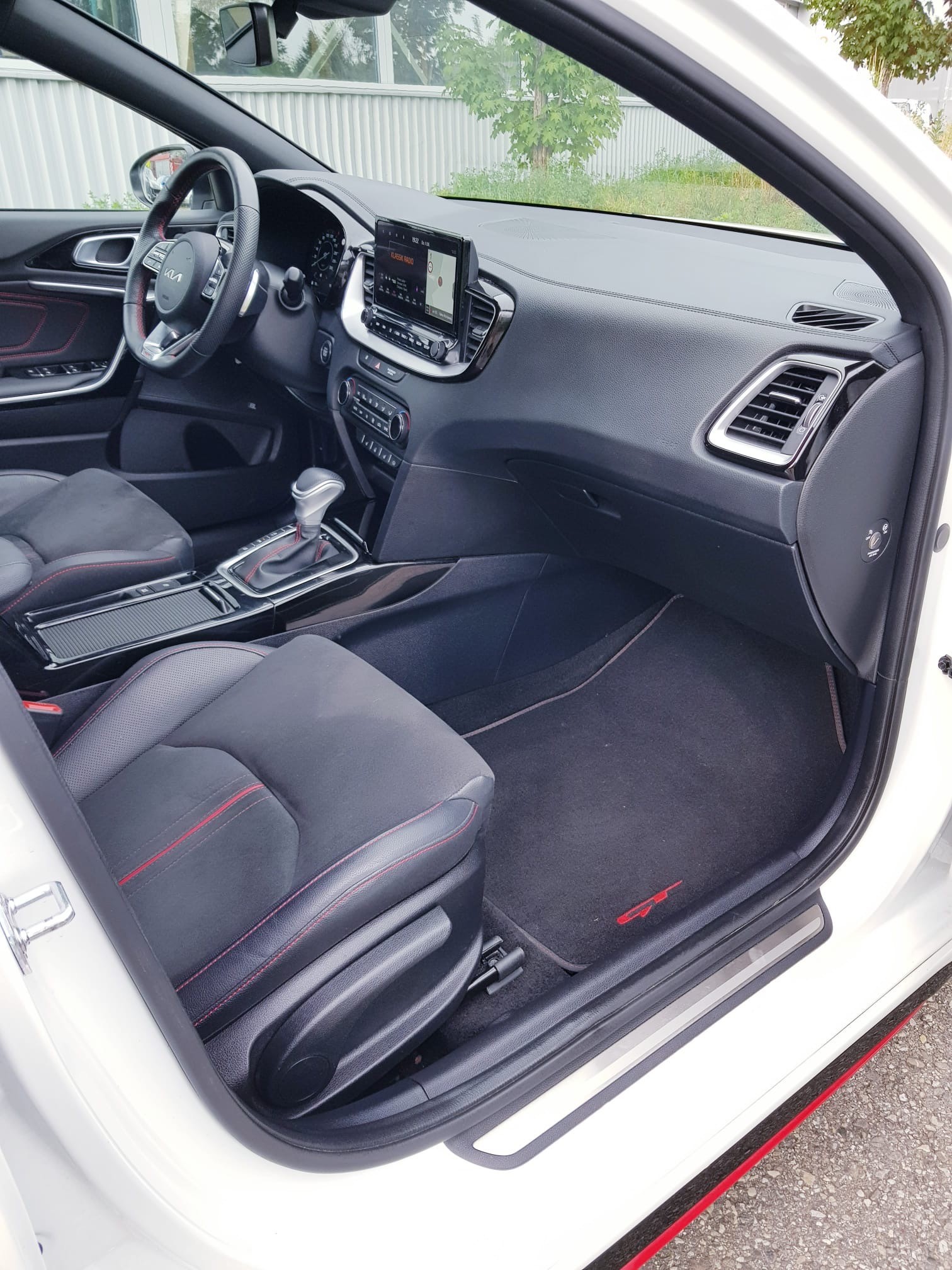 KIA Ceed GT 1.6 T-GDi GT DCT-image-10