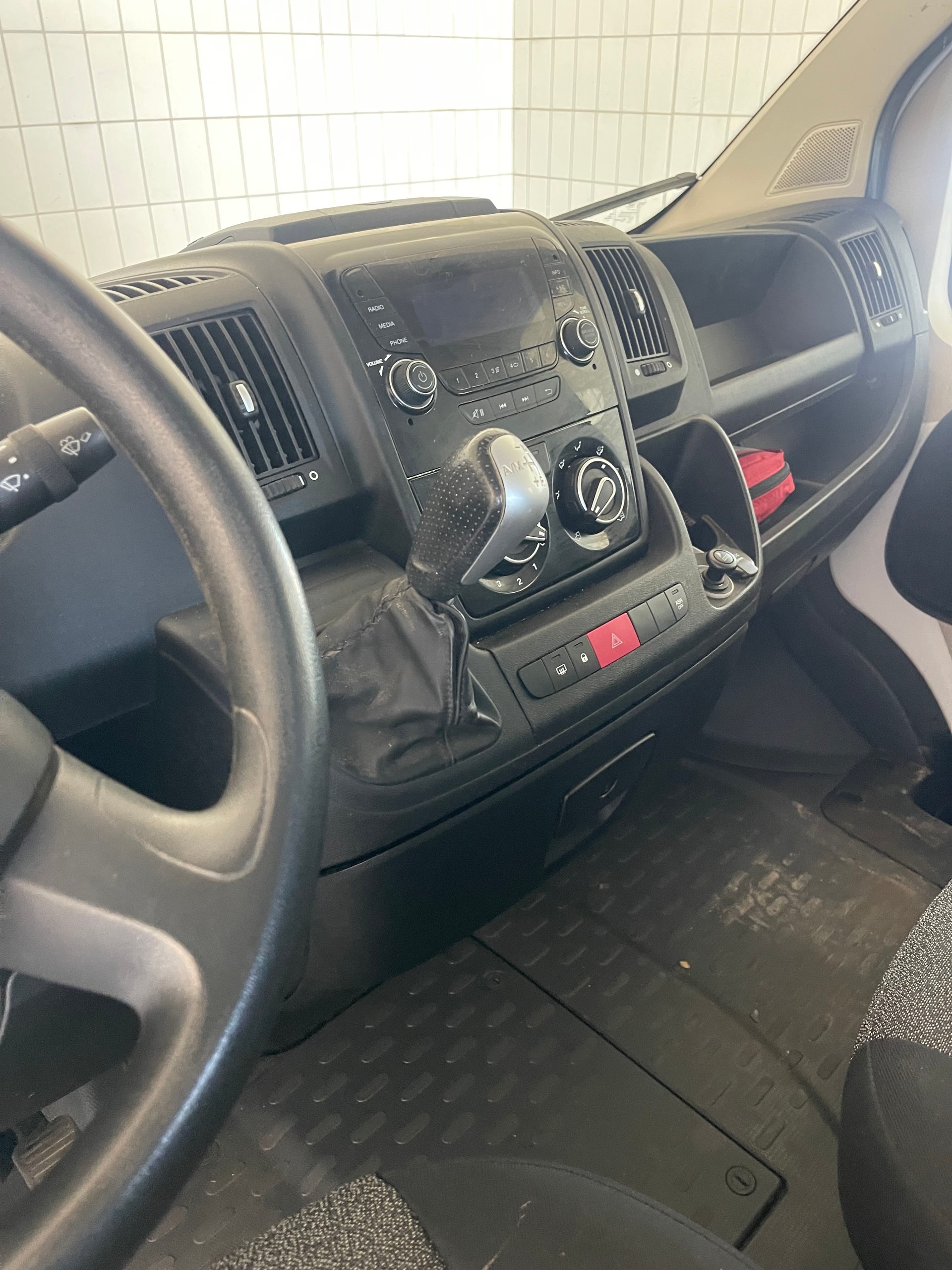 FIAT Ducato 35 2.3 MJ Comfort Matic-image-6