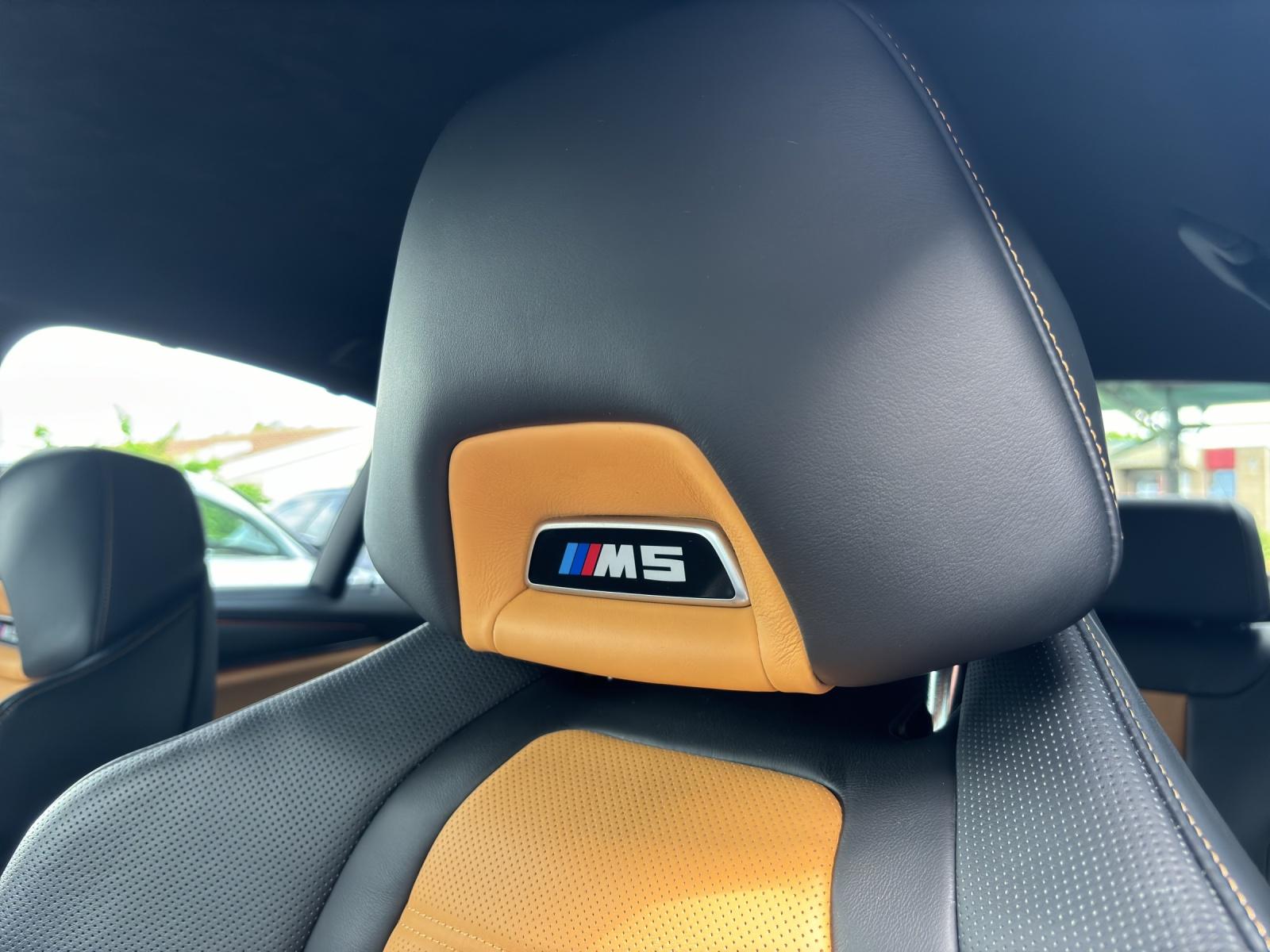 BMW M5 Competition xDrive-image-14