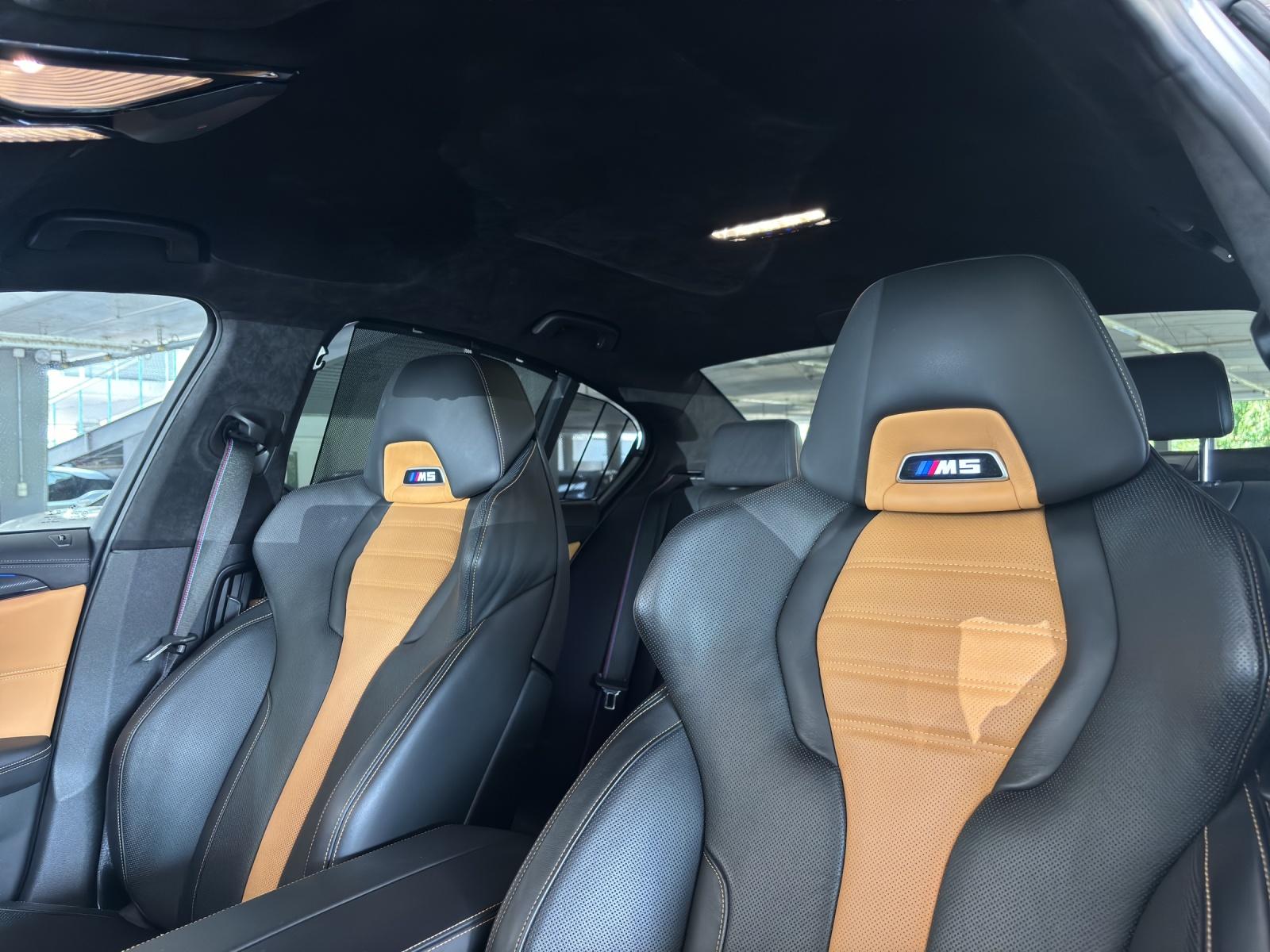 BMW M5 Competition xDrive-image-25