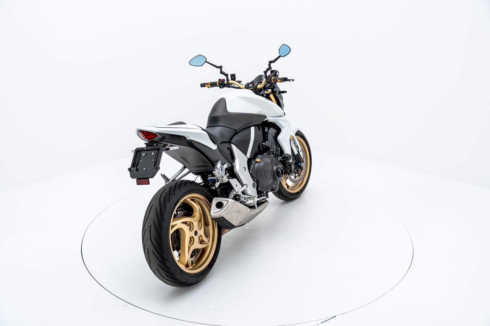 HONDA CB 1000 R ABS-showroom-element-3