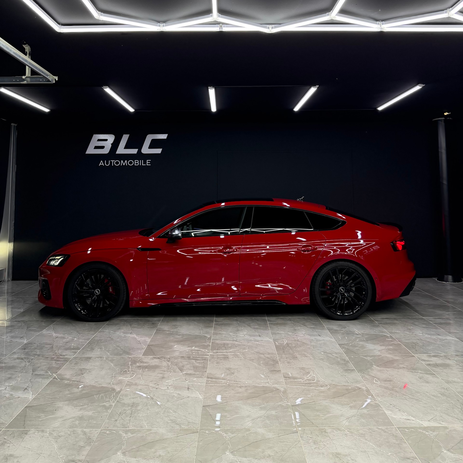 AUDI RS5 Sportback 2.9 TFSI quattro tiptronic-image-2