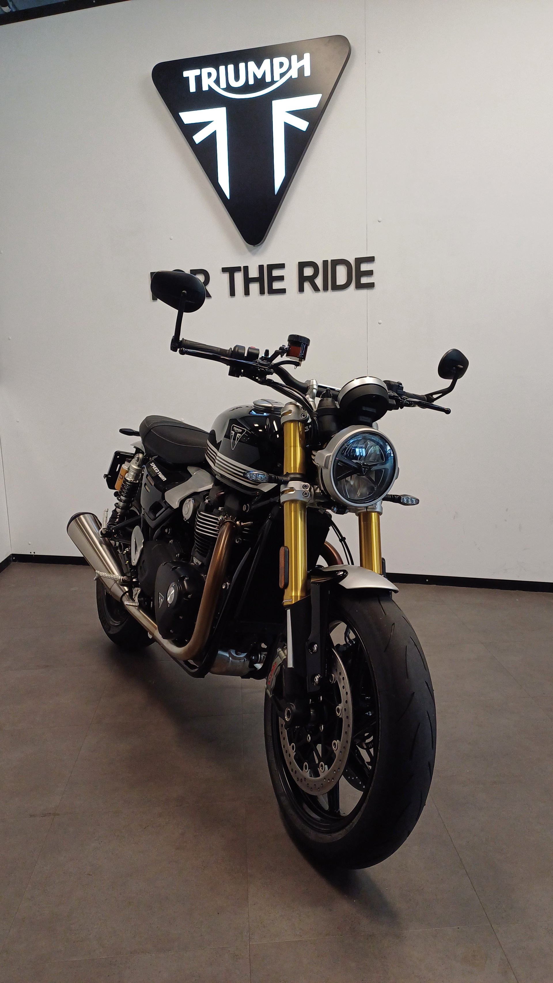 TRIUMPH Speed Twin 1200 RS
