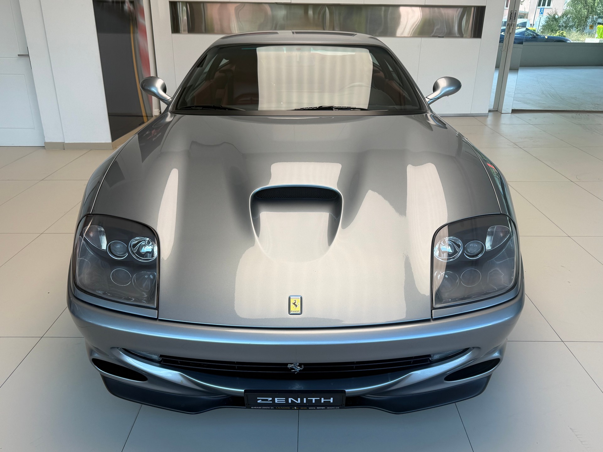 FERRARI F550-image-1