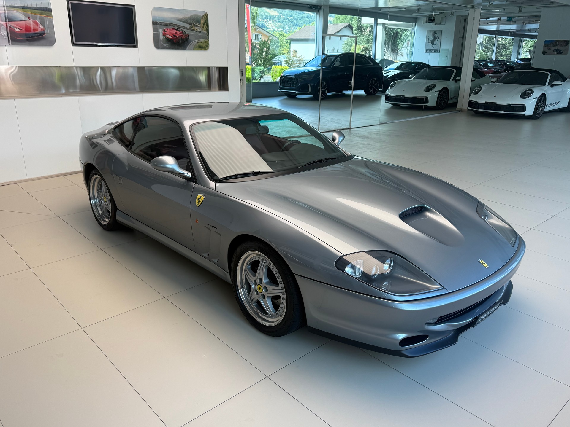 FERRARI F550-image-2