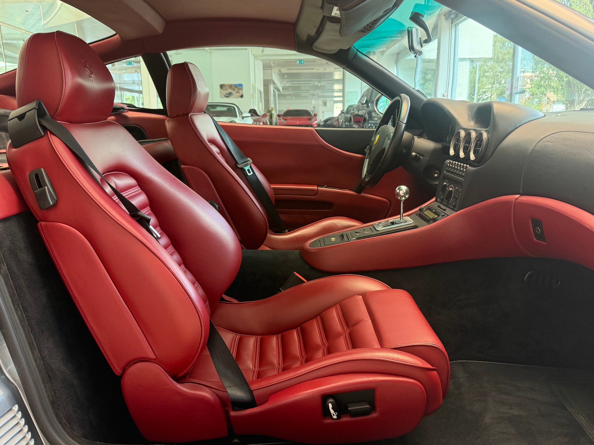 FERRARI F550-image-12