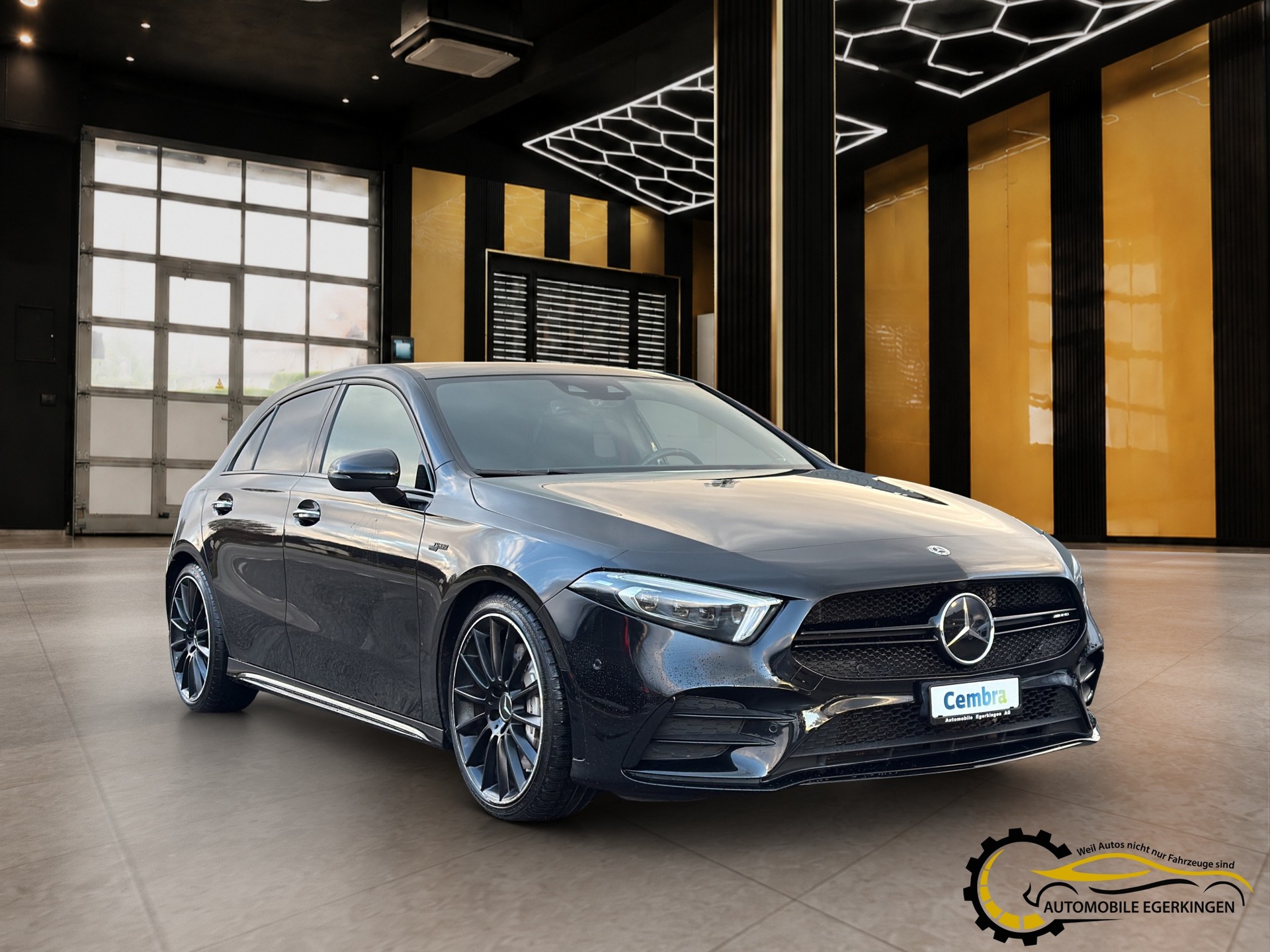 MERCEDES-BENZ A 35 AMG 4matic-image-2