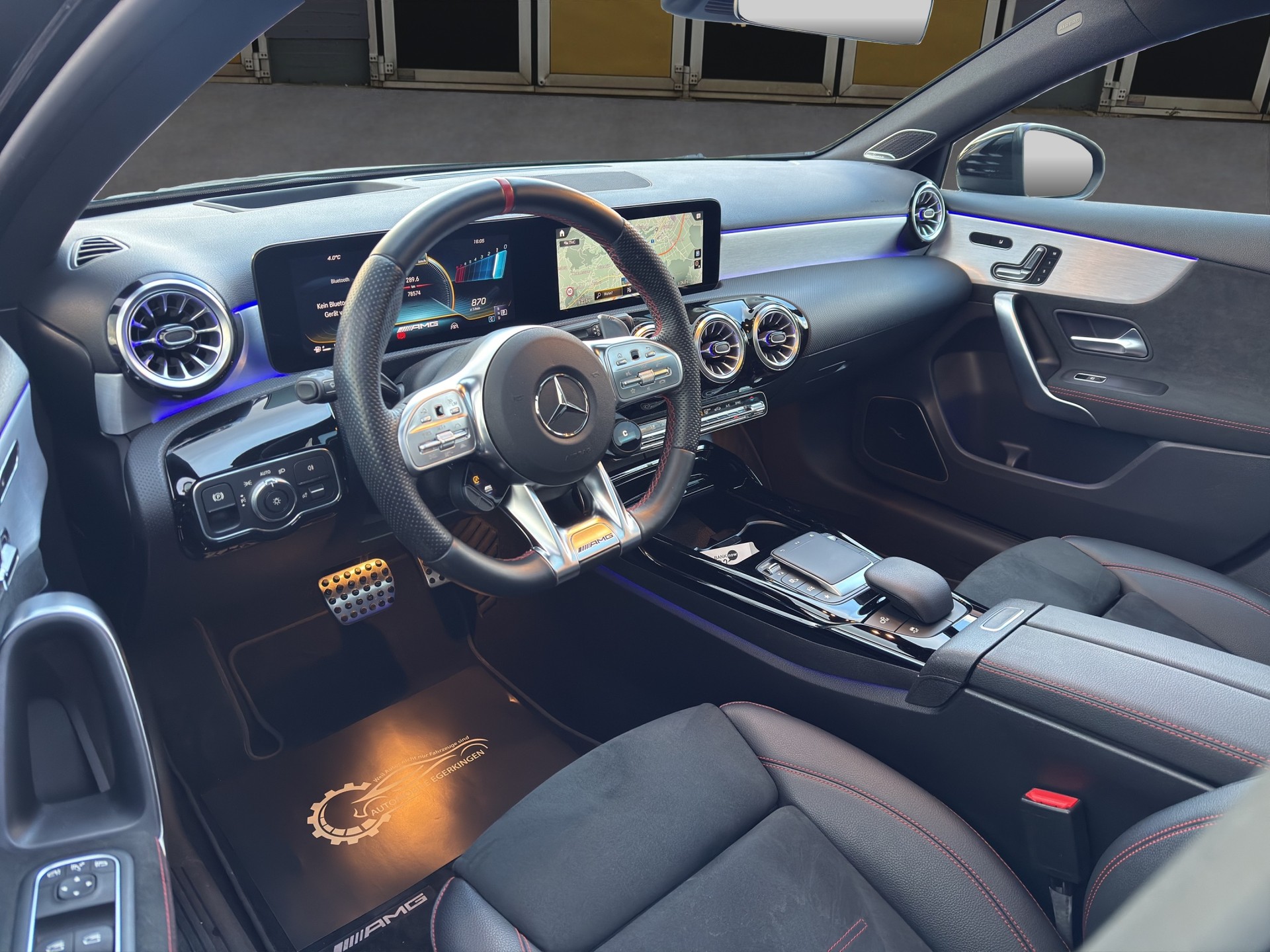 MERCEDES-BENZ A 35 AMG 4matic-image-8
