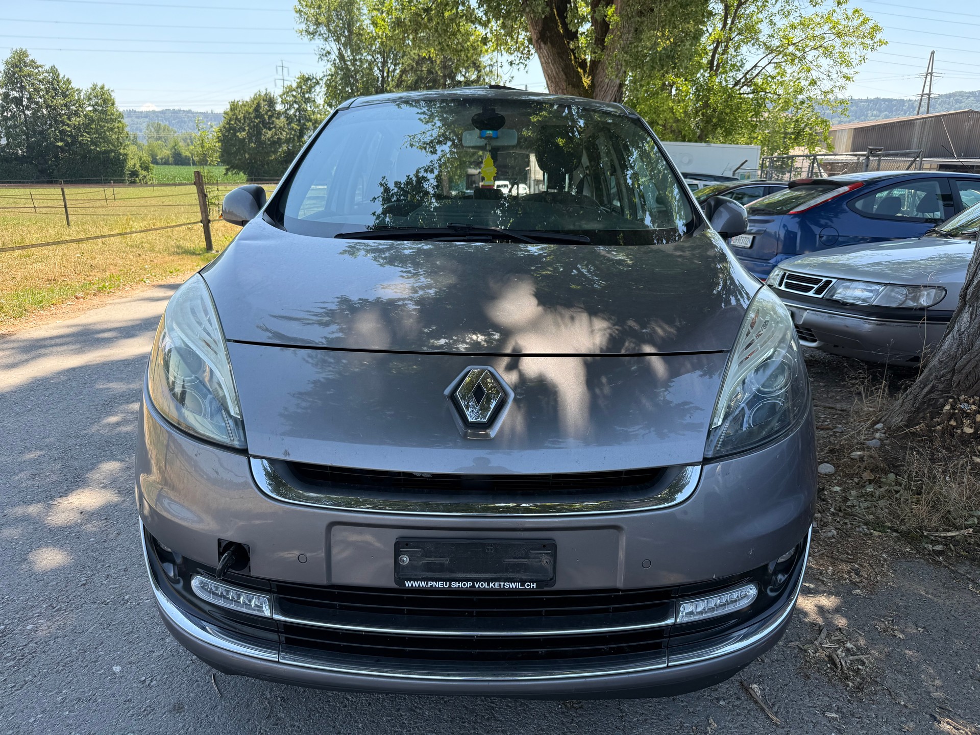 RENAULT Grand Scénic 1.4 16V Turbo Privilège-image-1