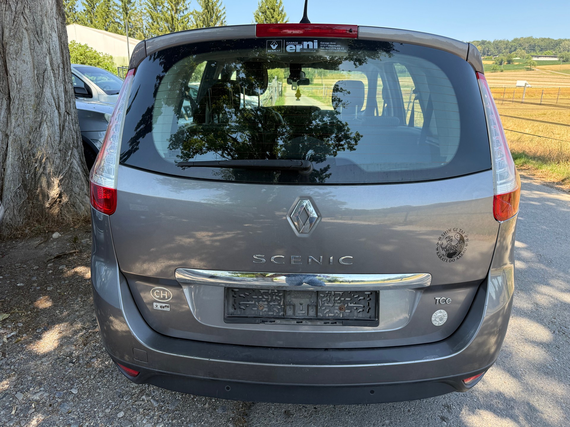 RENAULT Grand Scénic 1.4 16V Turbo Privilège-image-5