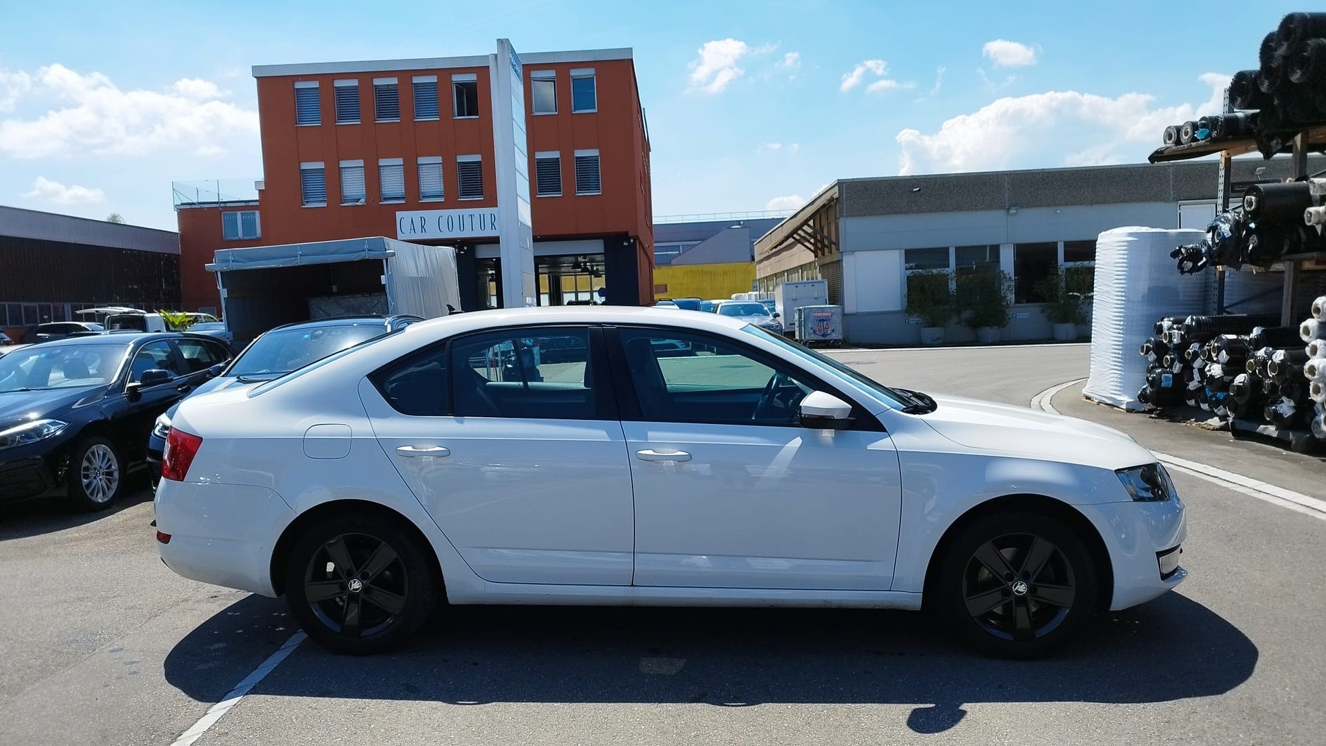 SKODA Octavia 1.6 TDI Ambition-image-3