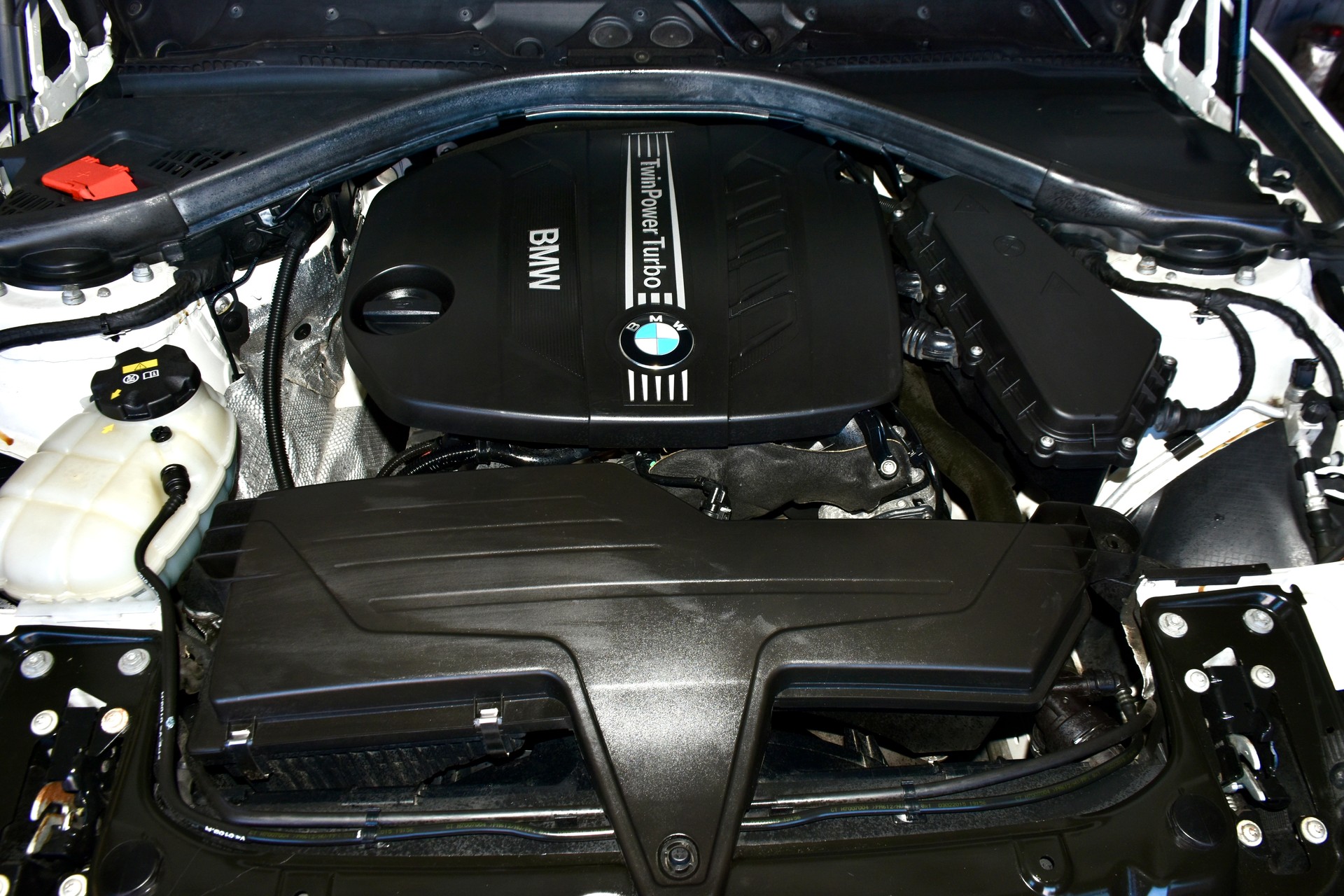 BMW 320d xDrive Touring Sport Line Steptronic-image-13