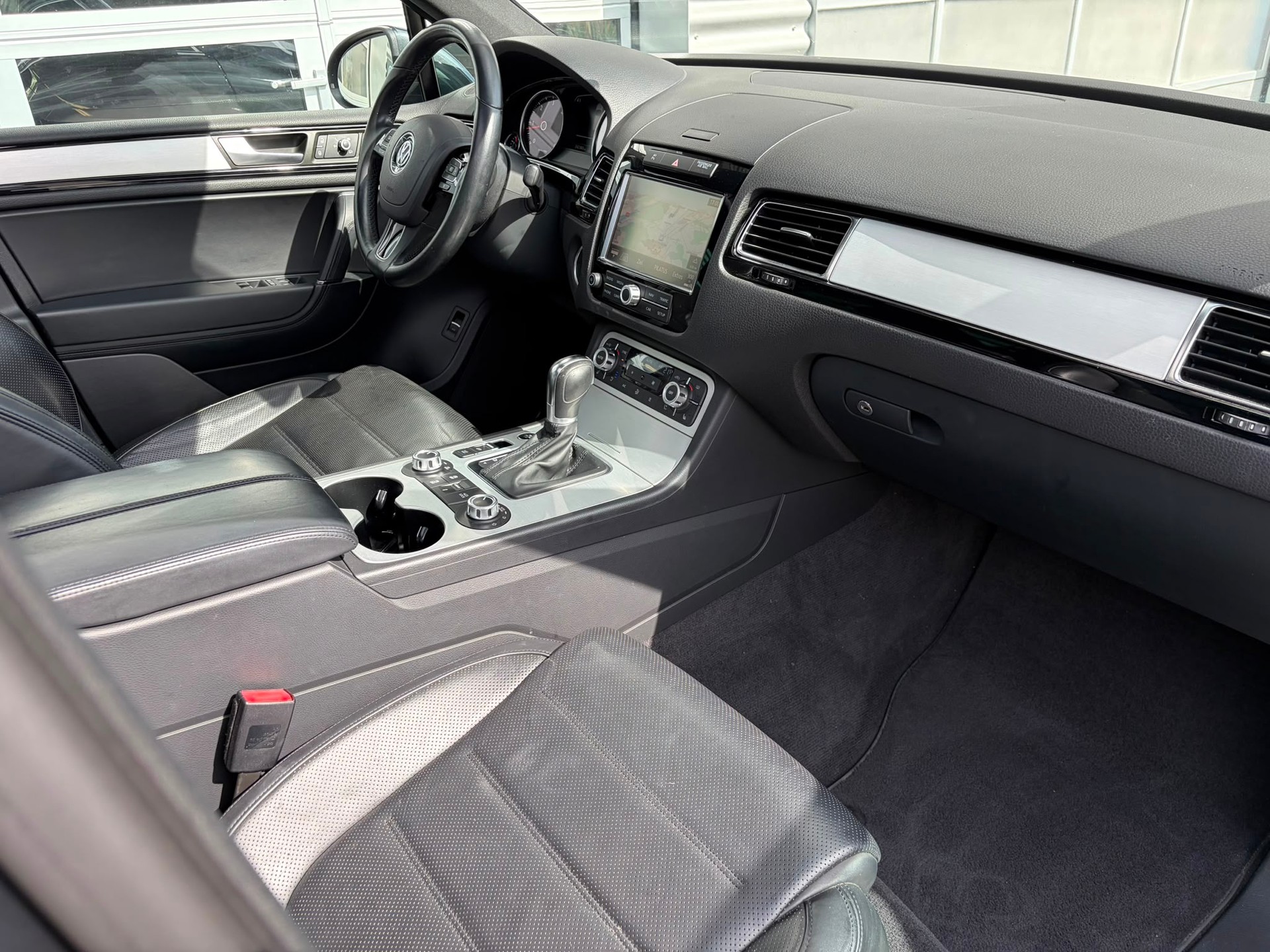 VW Touareg 3.0 TDI BMT Edition X Tiptronic-image-6
