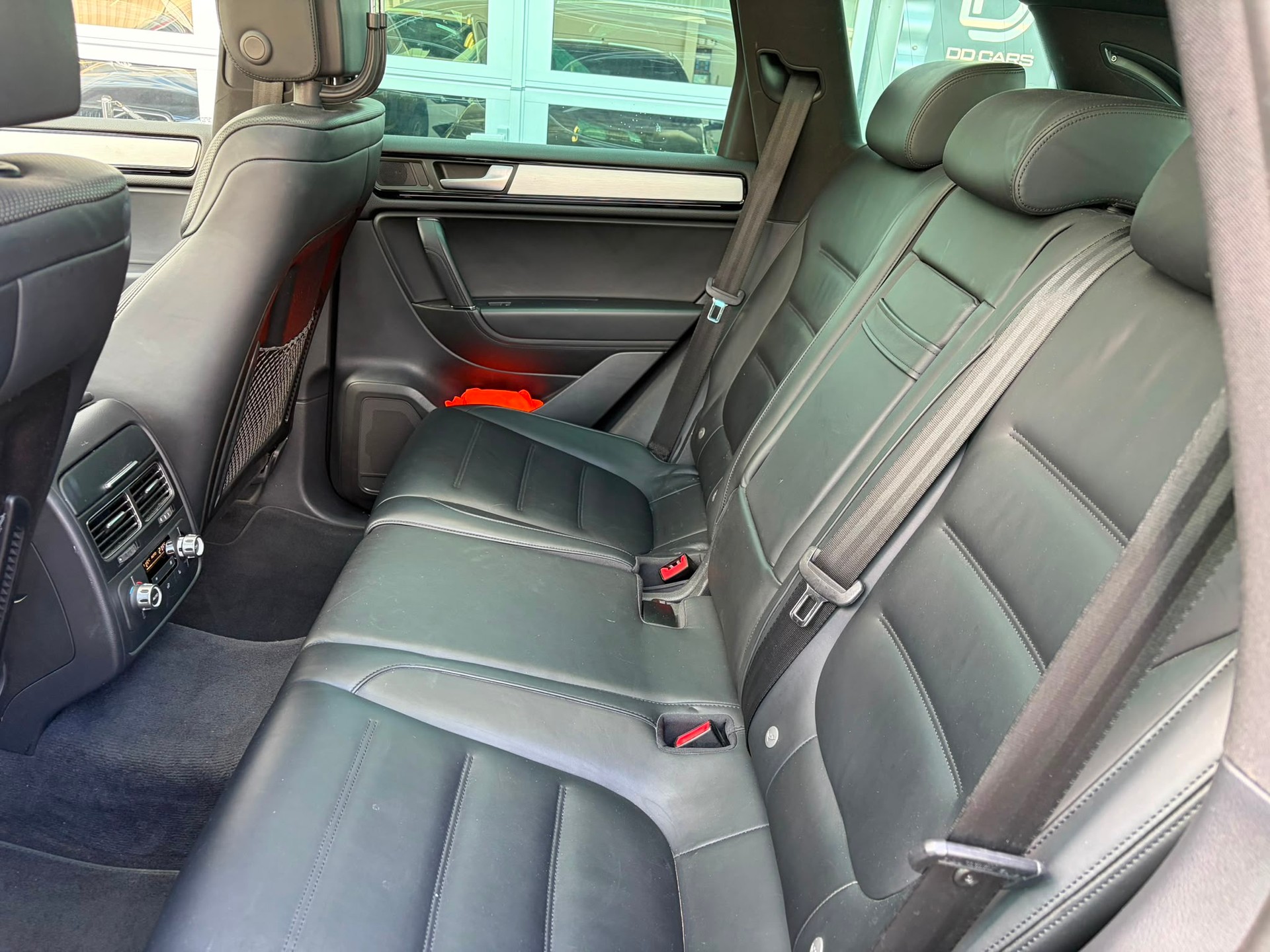 VW Touareg 3.0 TDI BMT Edition X Tiptronic-image-8
