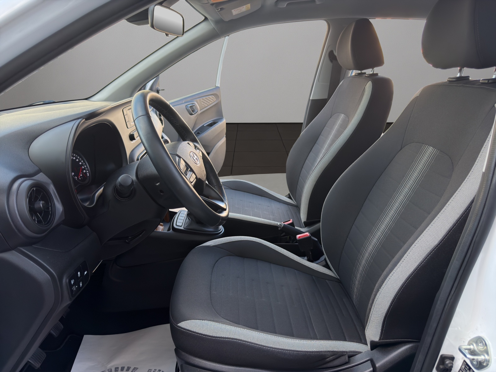 HYUNDAI i10 1.0 Origo-image-8