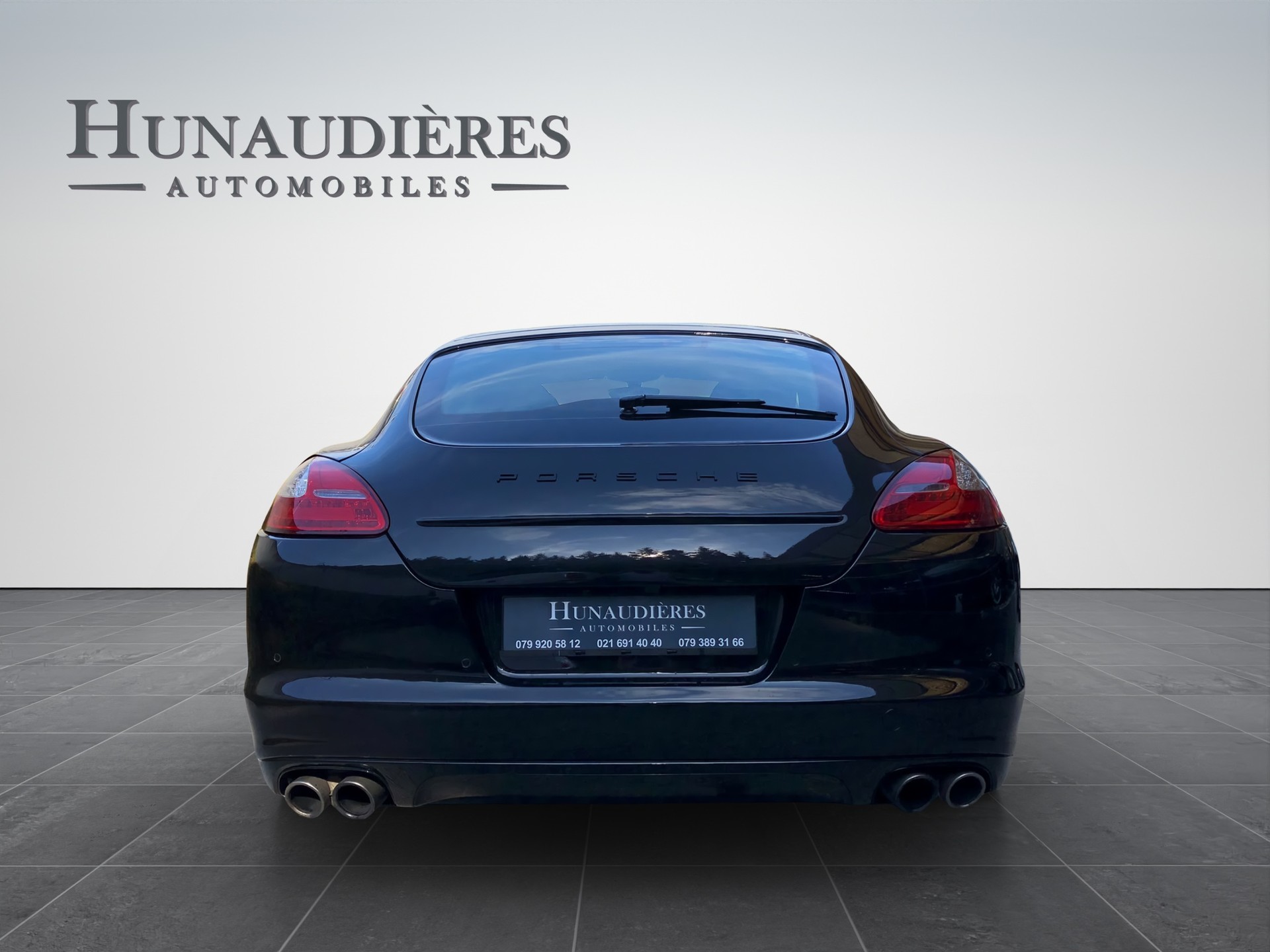 PORSCHE Panamera S Hybrid-image-15