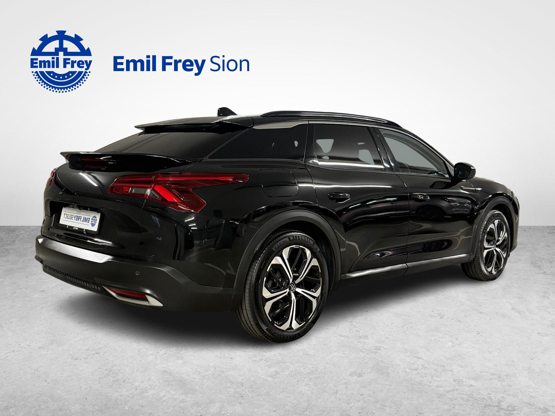 CITROEN C5 X 1.6 Plug-in Hybrid Shine-image-3