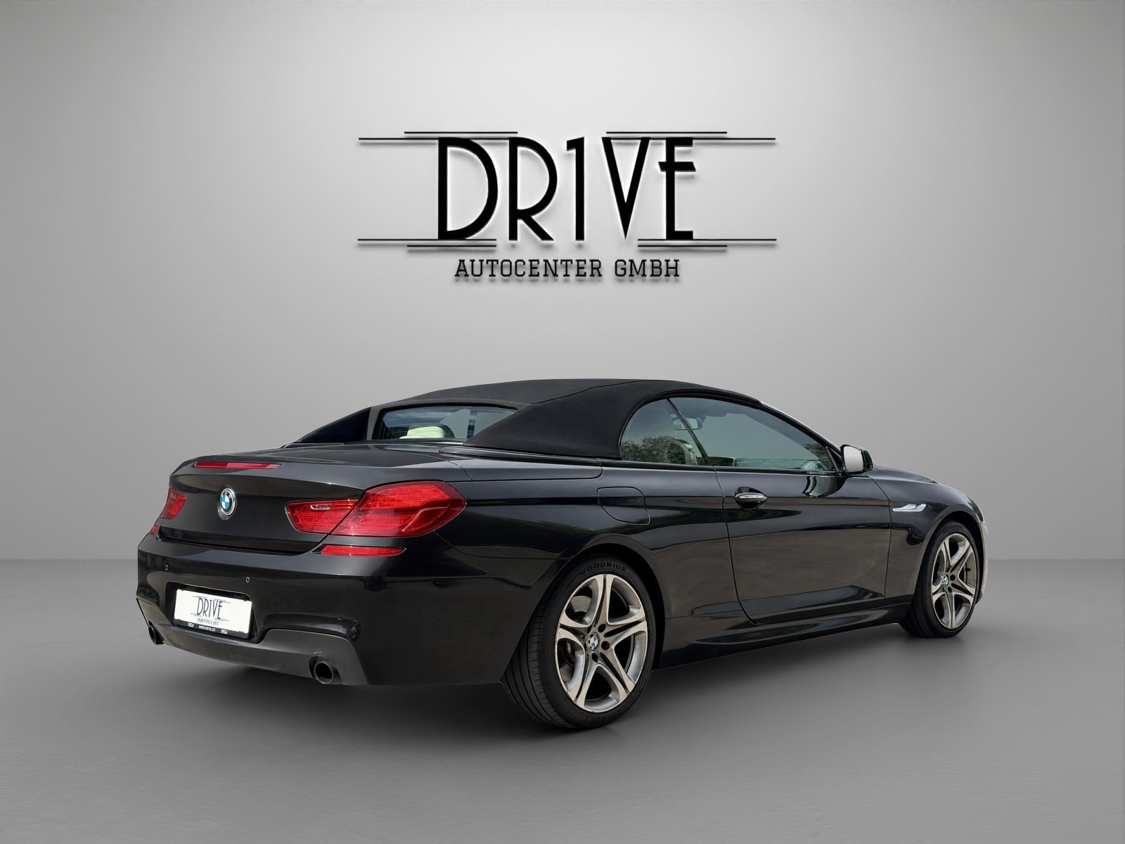 BMW 640i Cabrio-image-4