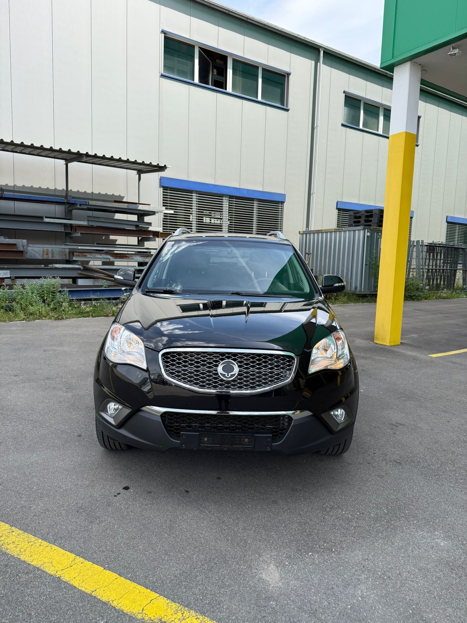 KGM-SsangYong Korando 2.0 e-XDI Quartz 4WD Automatic-image-1