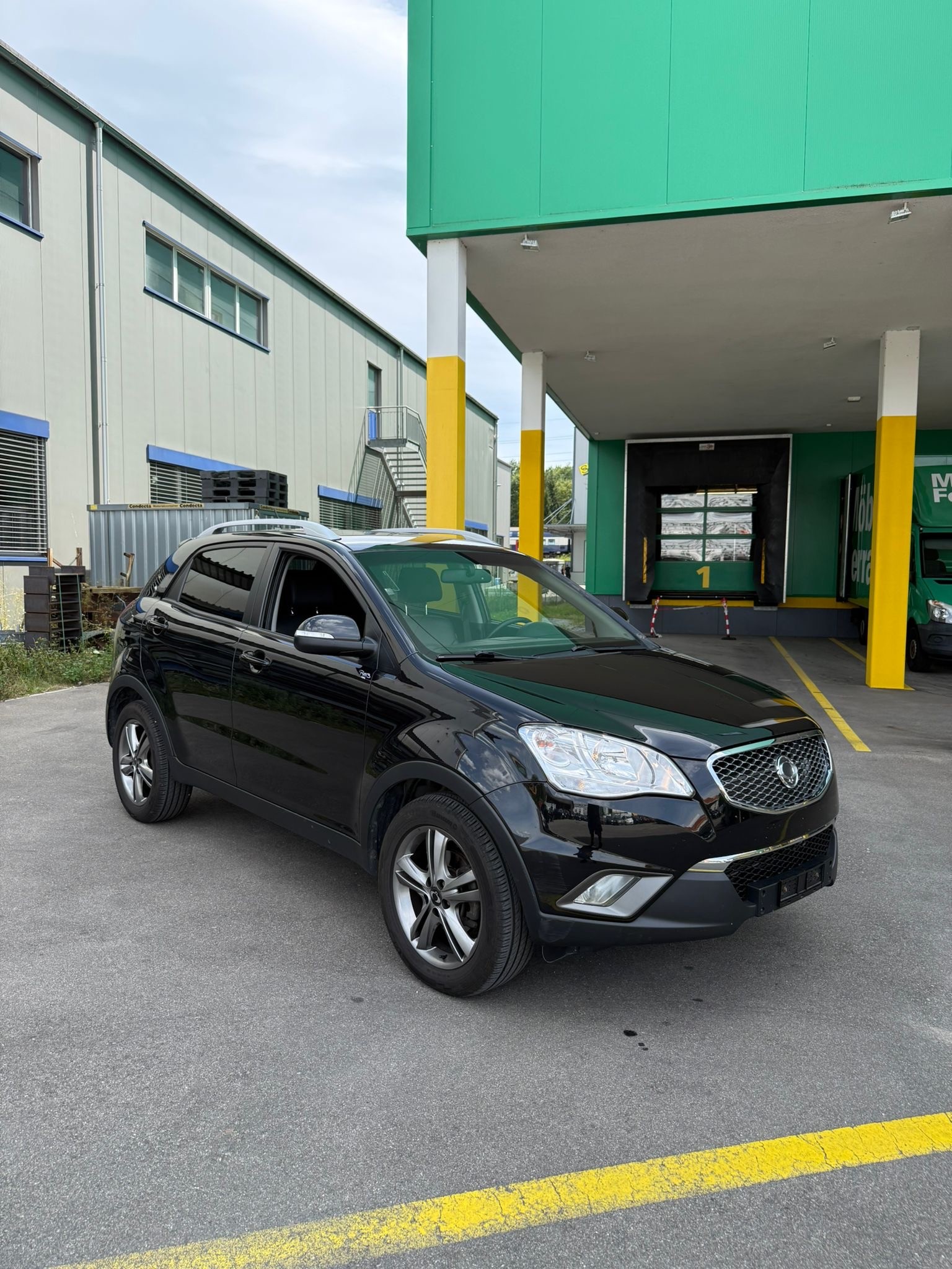 KGM-SsangYong Korando 2.0 e-XDI Quartz 4WD Automatic-image-0