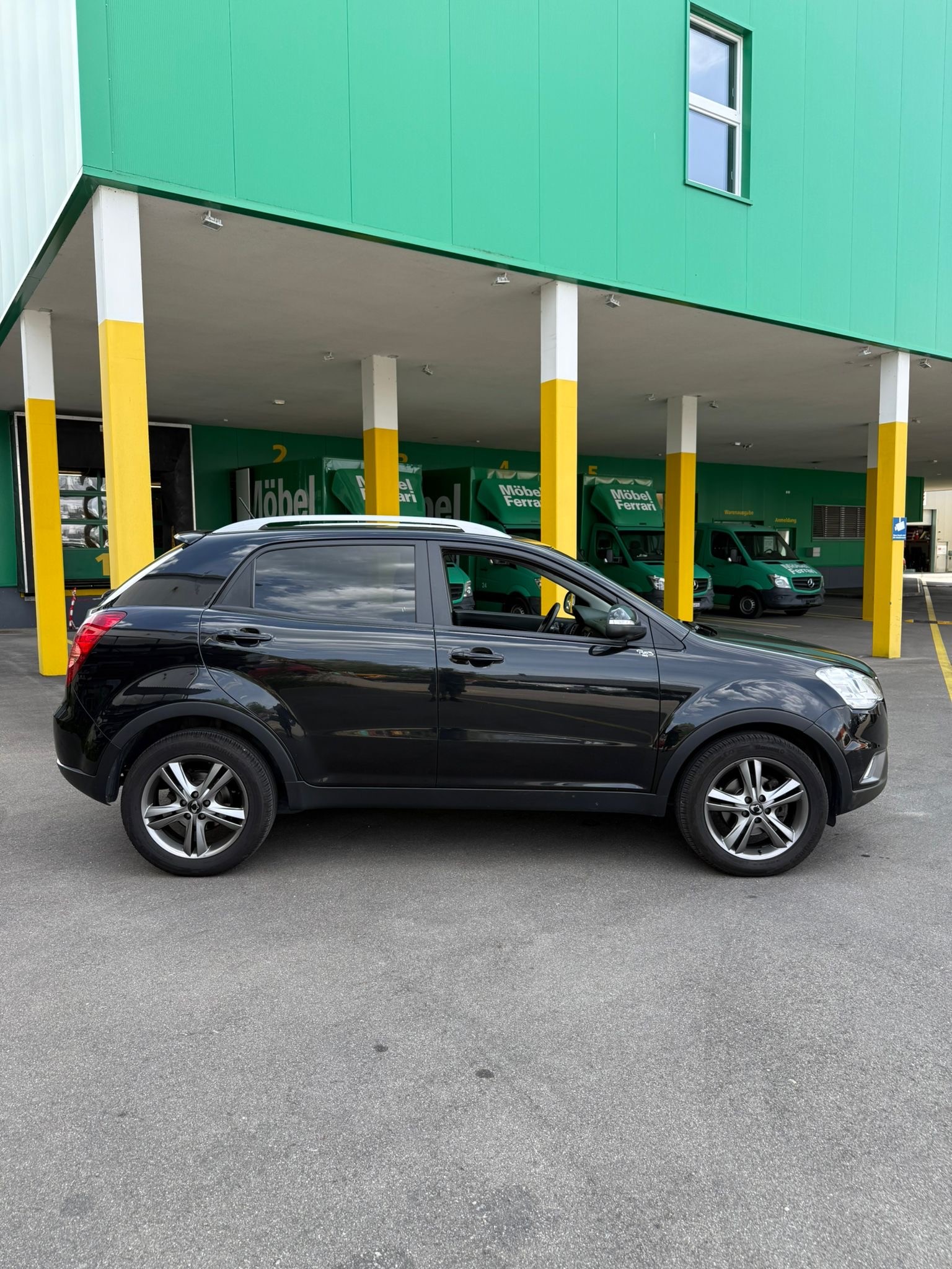KGM-SsangYong Korando 2.0 e-XDI Quartz 4WD Automatic-image-7