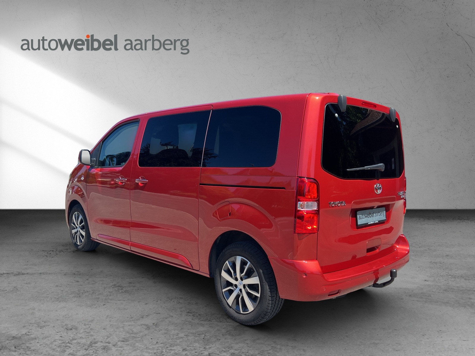 TOYOTA Proace Verso 2.0 D-4D Trend Medium Automatic-image-3