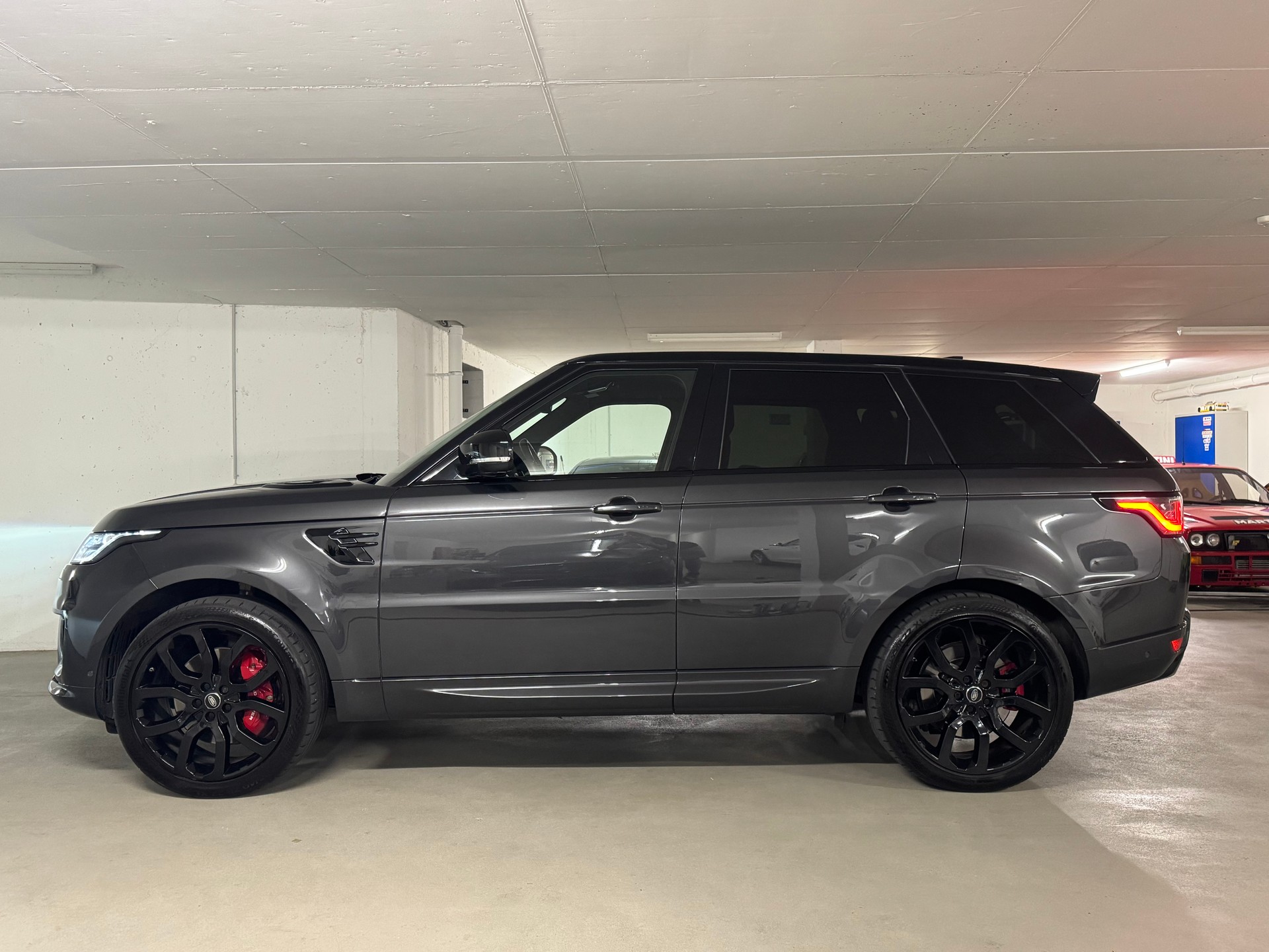 LAND ROVER Range Rover Sport P400 3.0 I6 MHEV HSE Dynamic Automatic / CH-Fahrzeug-image-3