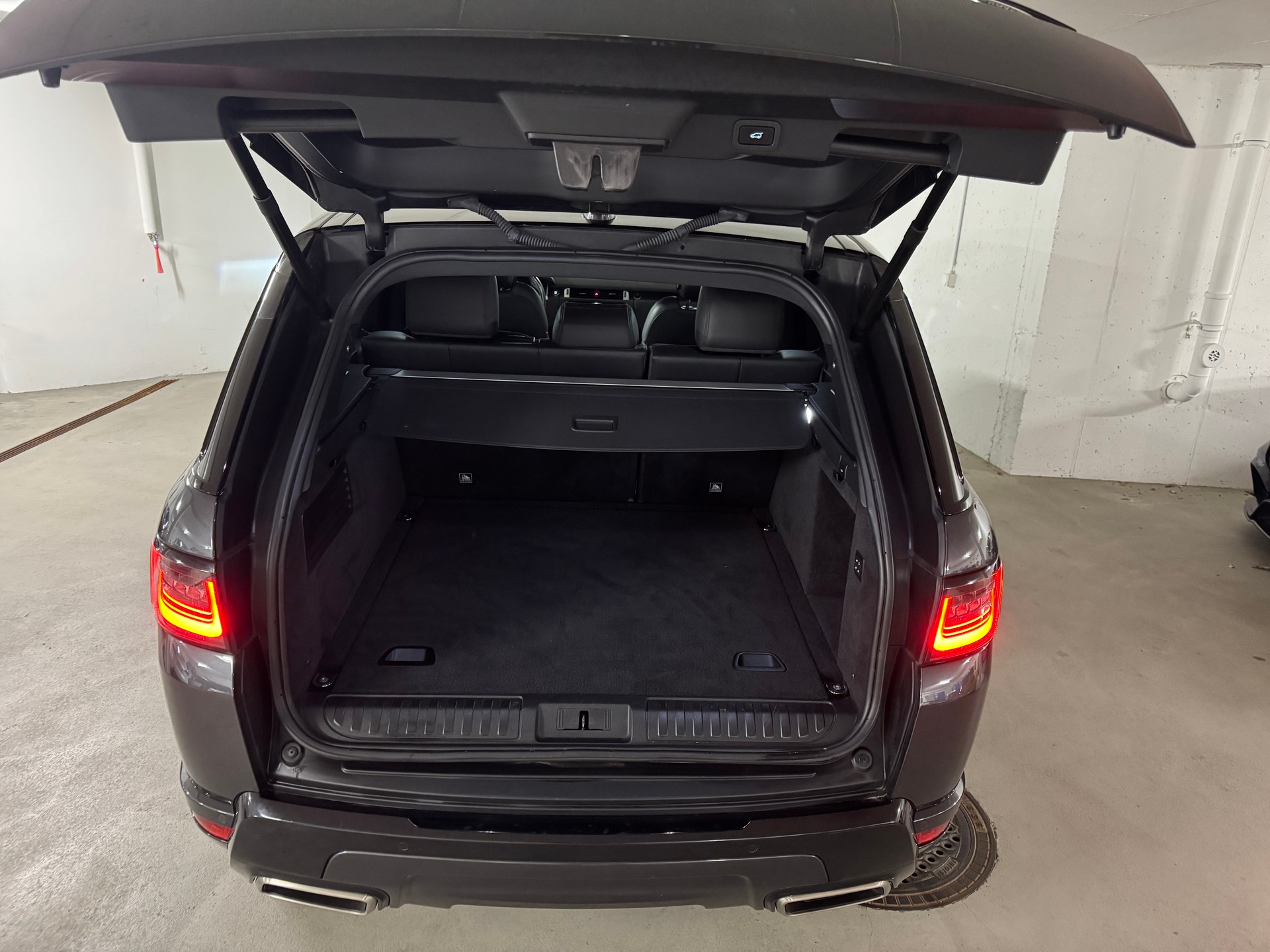 LAND ROVER Range Rover Sport P400 3.0 I6 MHEV HSE Dynamic Automatic / CH-Fahrzeug-image-7