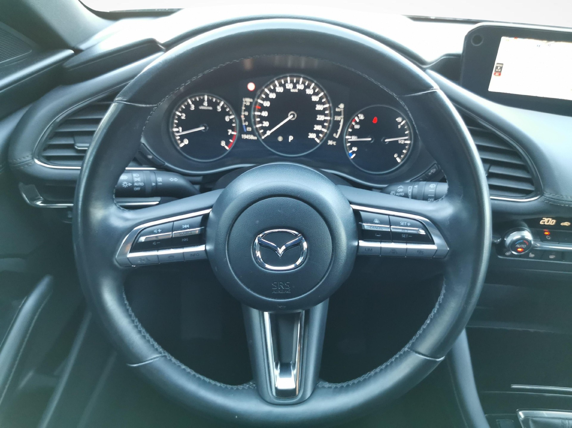 MAZDA 3 Hatchback 2.0 186 Ambition Plus-image-4