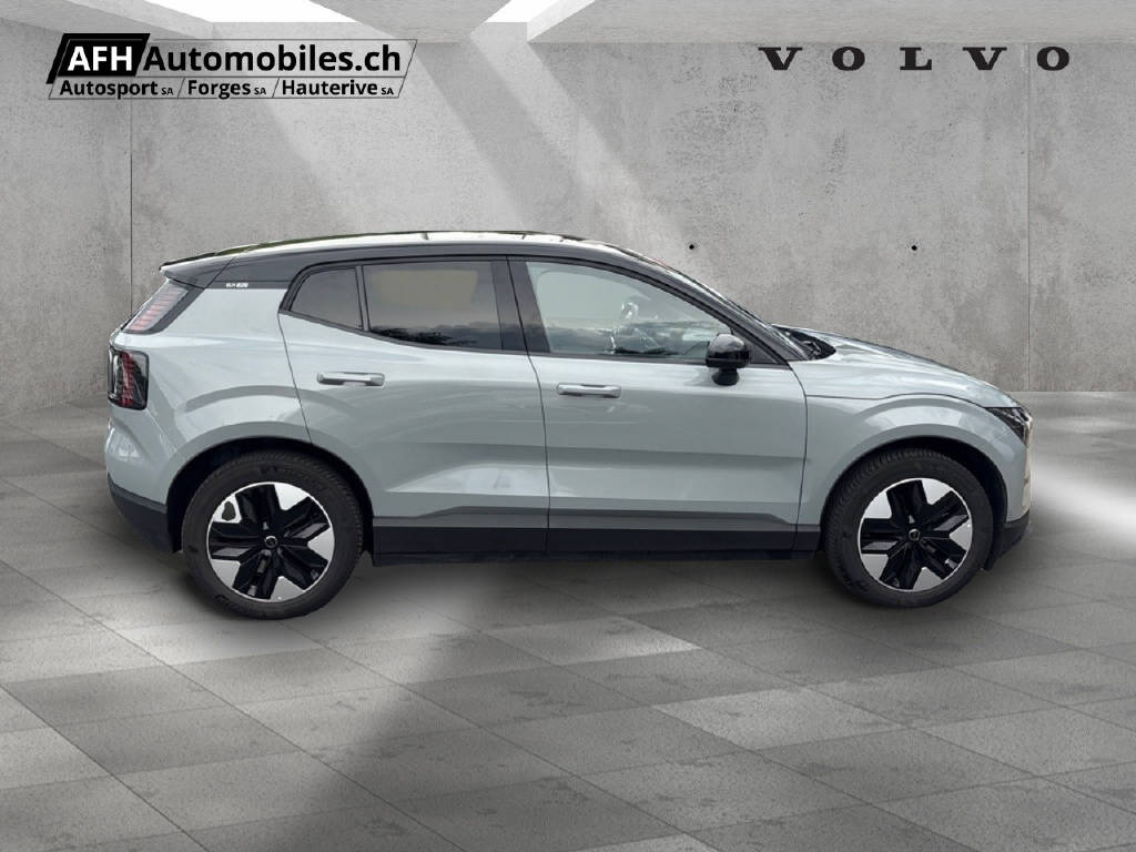 VOLVO EX 30 E60 Plus-image-3