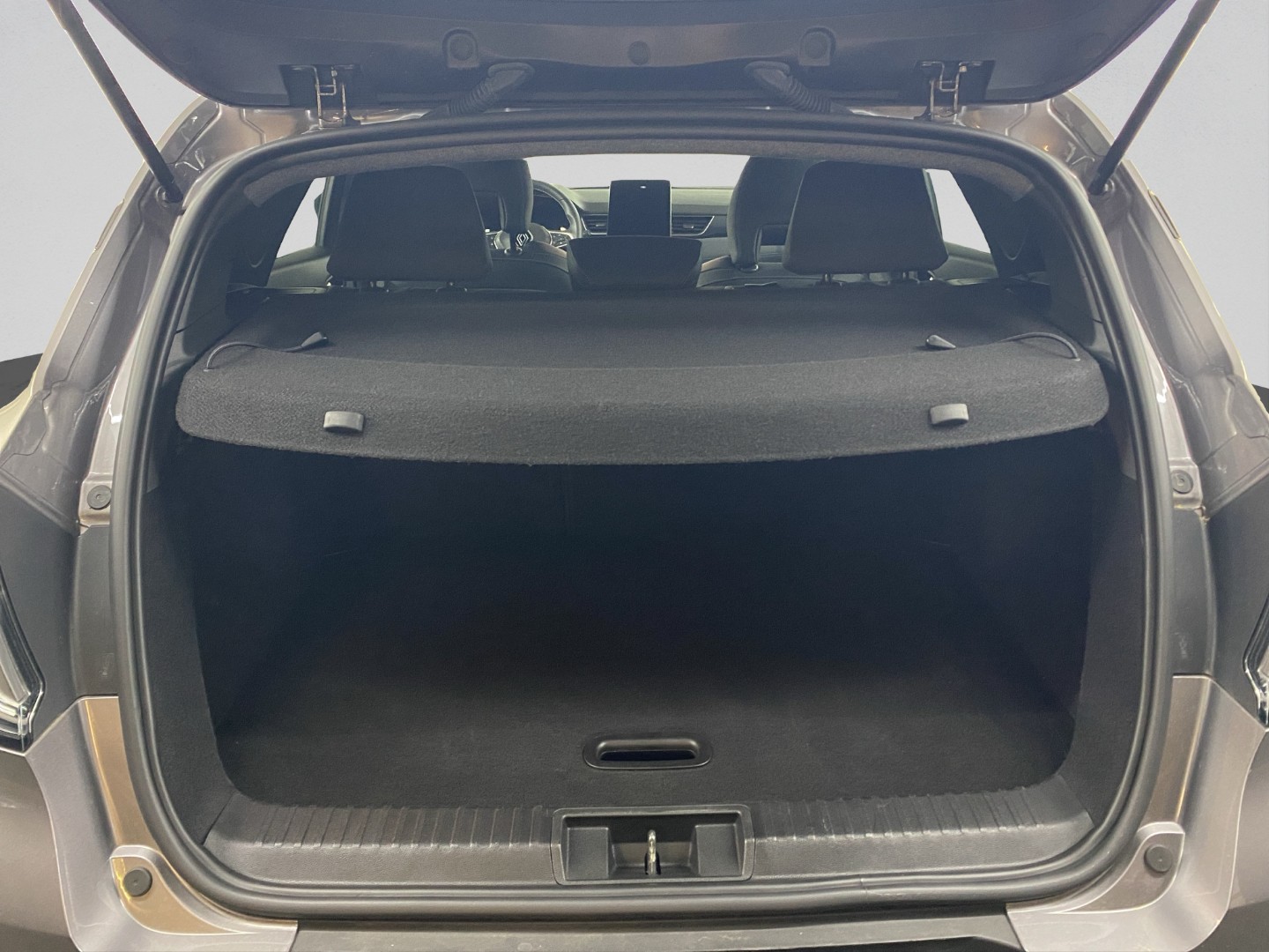 RENAULT Captur 1.3 TCe Esprit Alpine EDC-image-23