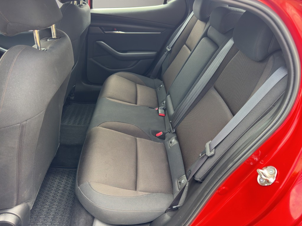 MAZDA 3 Hatchback 2.0 122 Ambition Pack AT-image-4