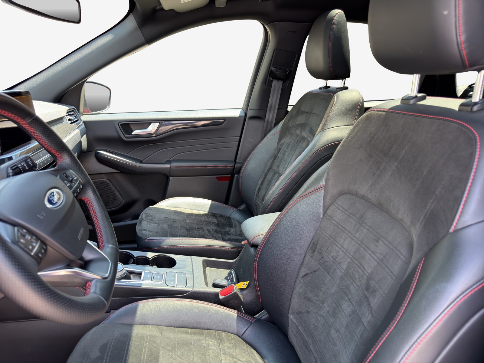 FORD Kuga 2.5 FHEV ST-Line X FWD-image-7