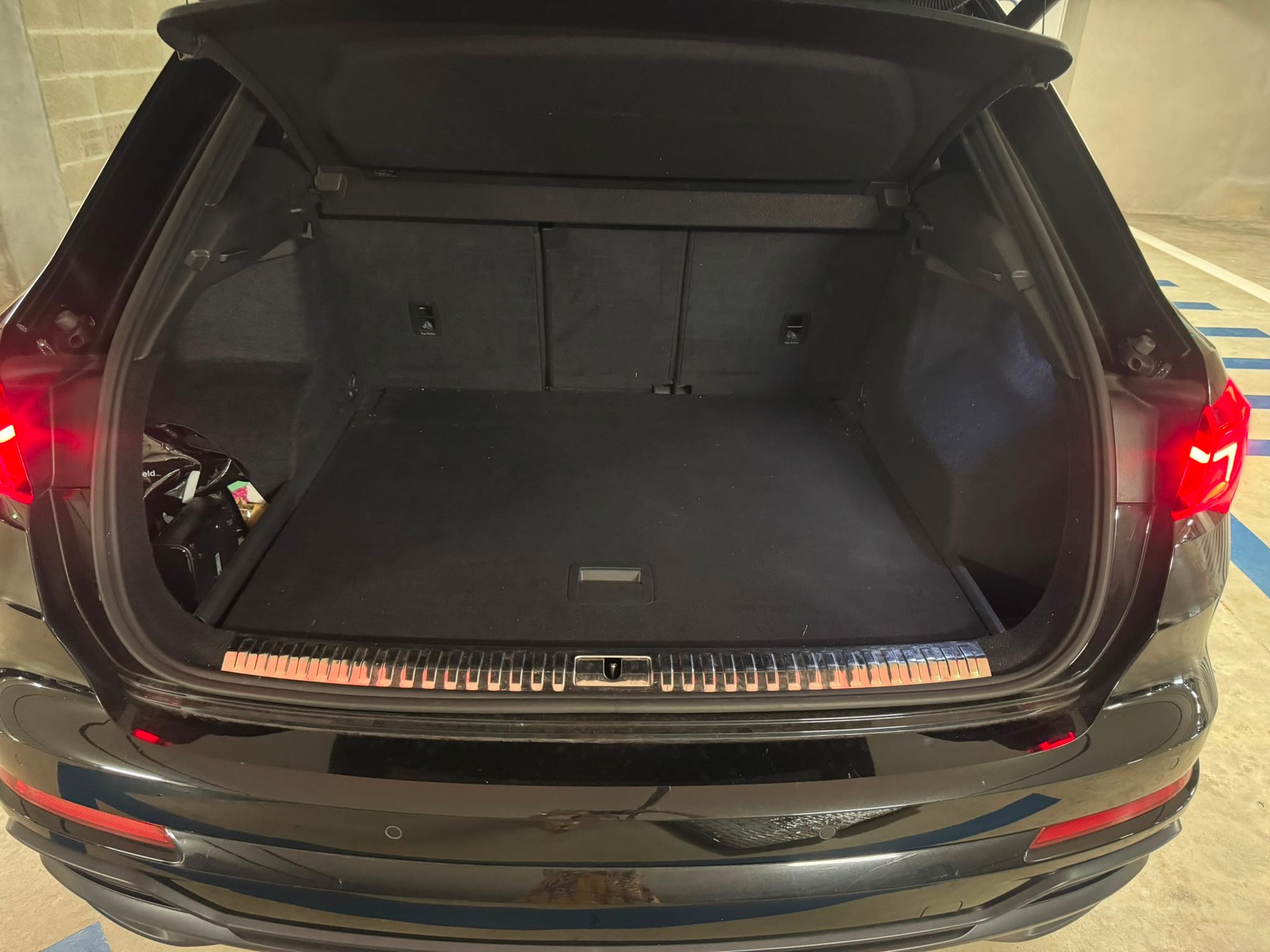 AUDI 2.0 40 TFSI S line quattro S-Tronic-image-5