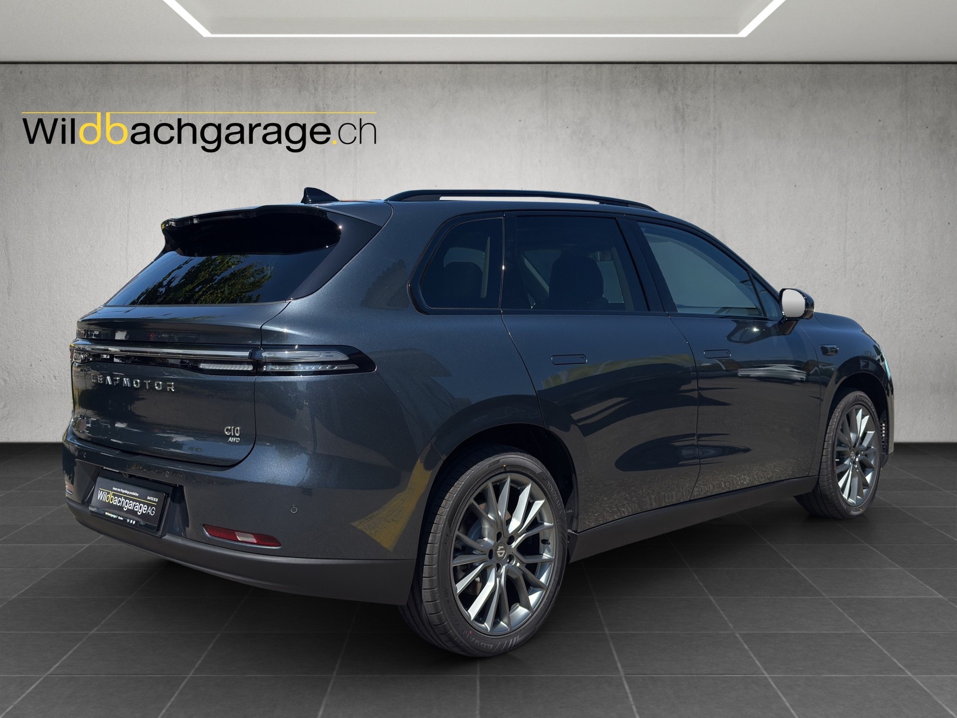 LEAPMOTOR C10 EV AWD-image-4