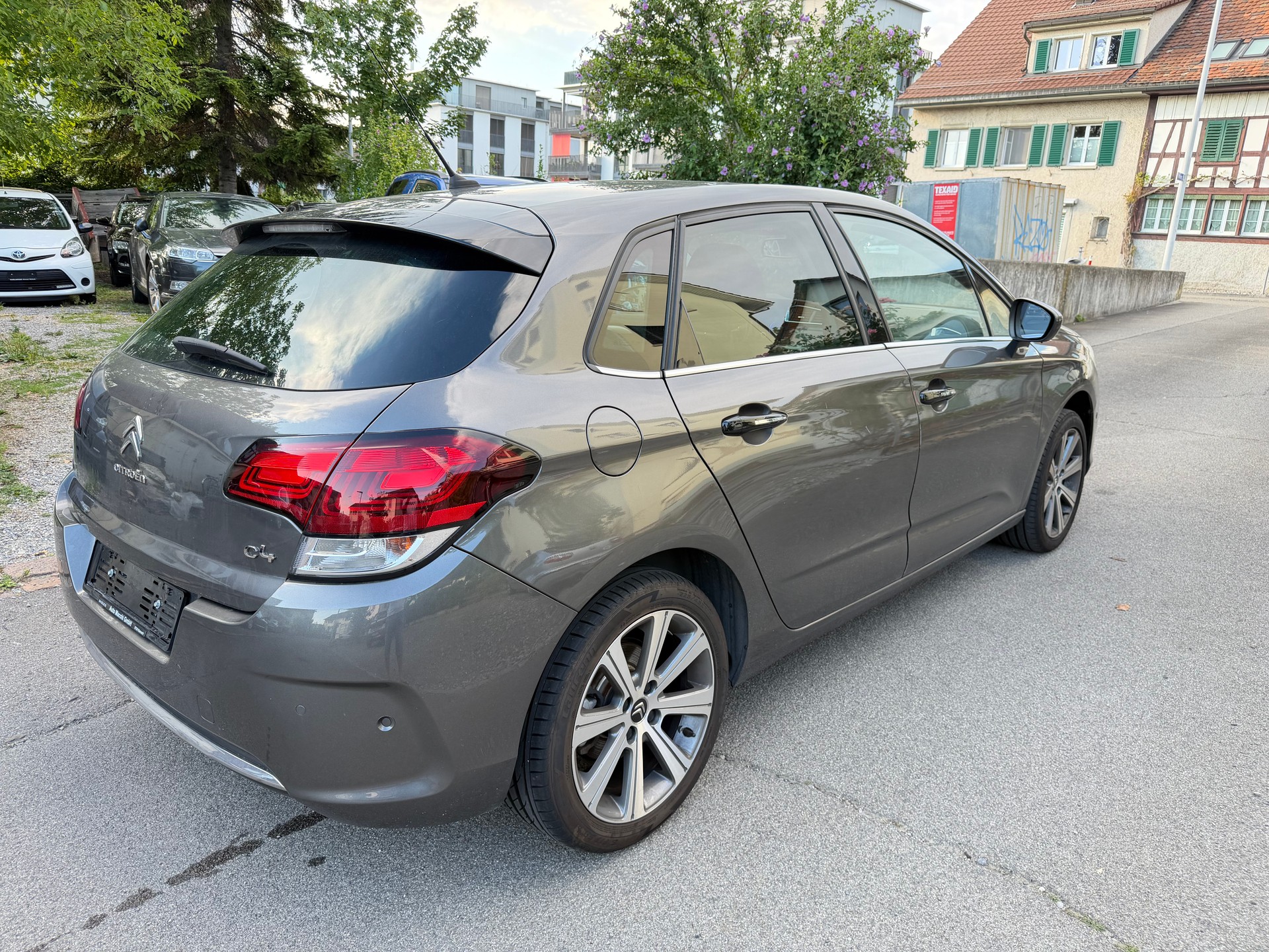 CITROEN C4 1.2 Pure Tech Feel Edition Automatic-image-4