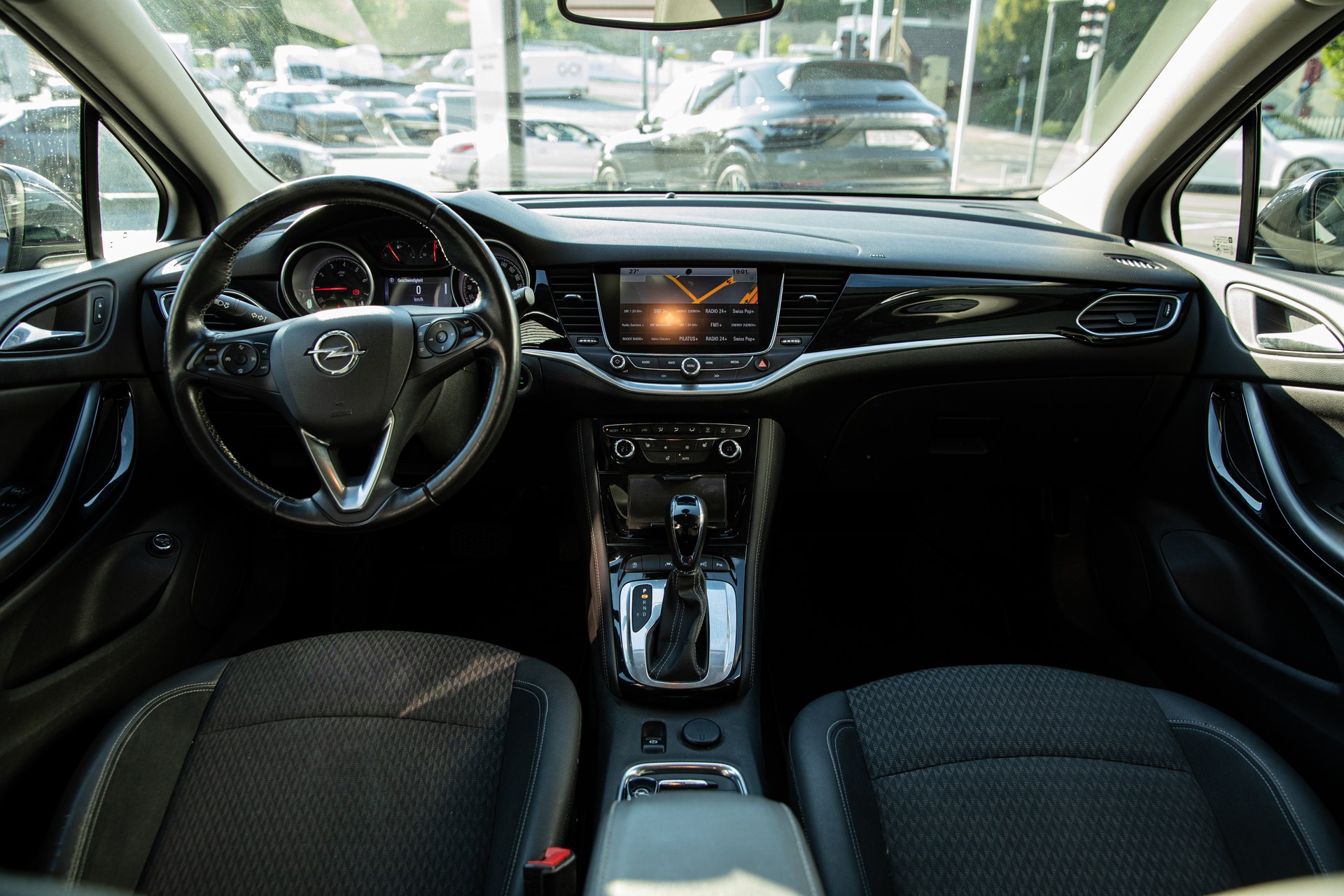 OPEL Astra Sports Tourer 1.4i Turbo Dynamic Automatic-image-7